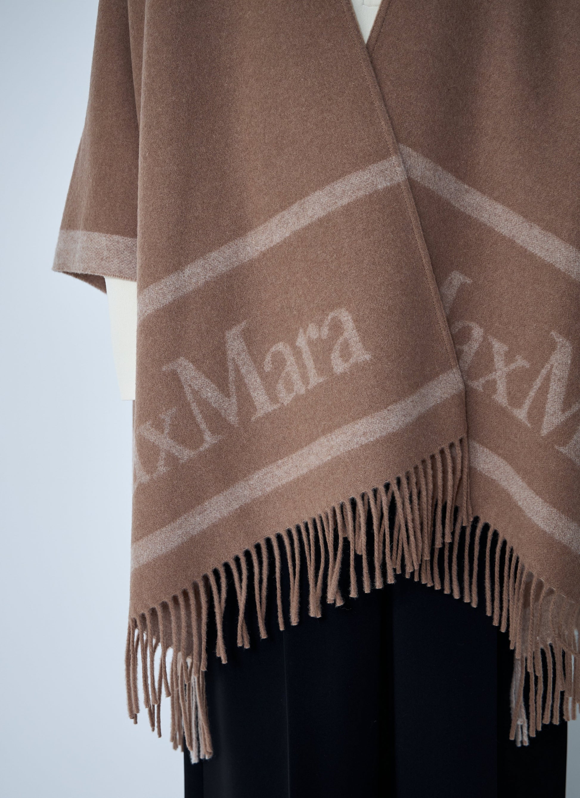 Max Mara Women Hilde Logo Motif Scarf MAX MARA