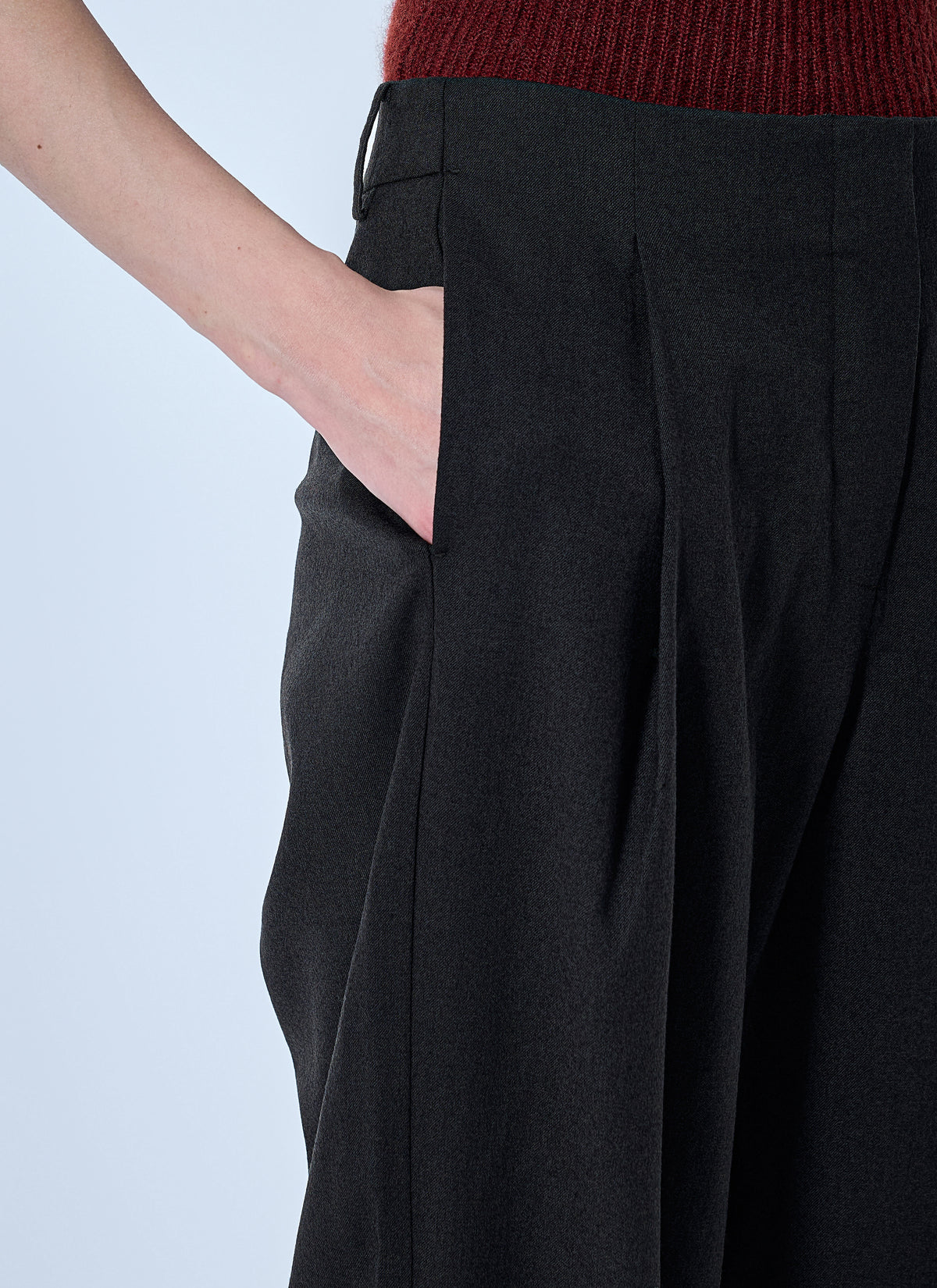 Max Mara Women Pleated Elasticated Ankle Trousers MAX MARA