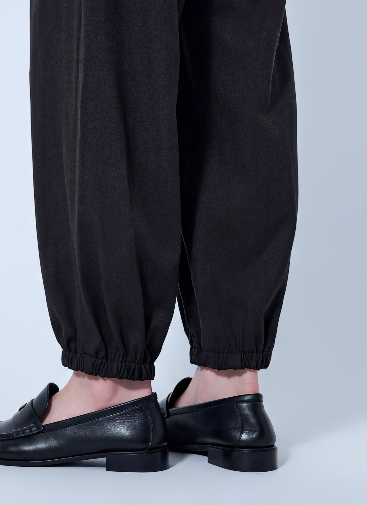 Max Mara Women Pleated Elasticated Ankle Trousers MAX MARA