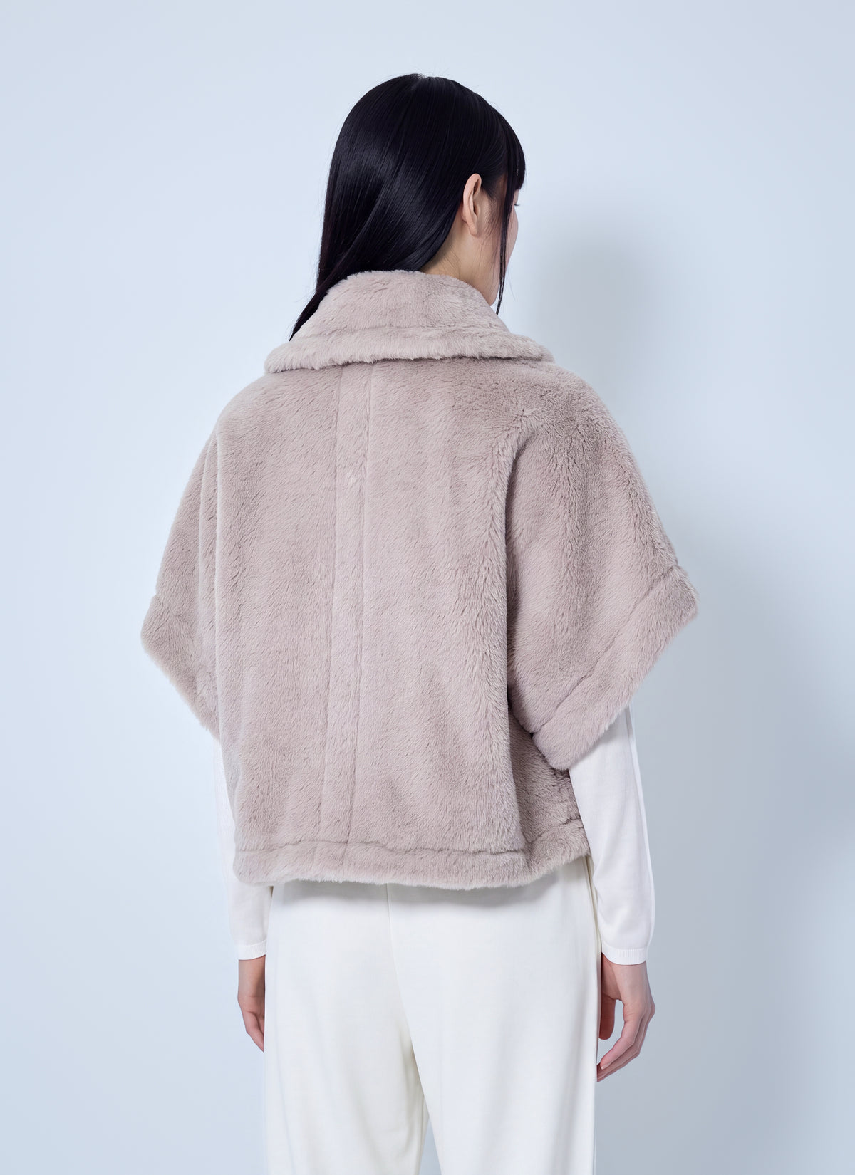 Max Mara Women Alpaca And Wool Teddy Fabric Boxy Cape MAX MARA