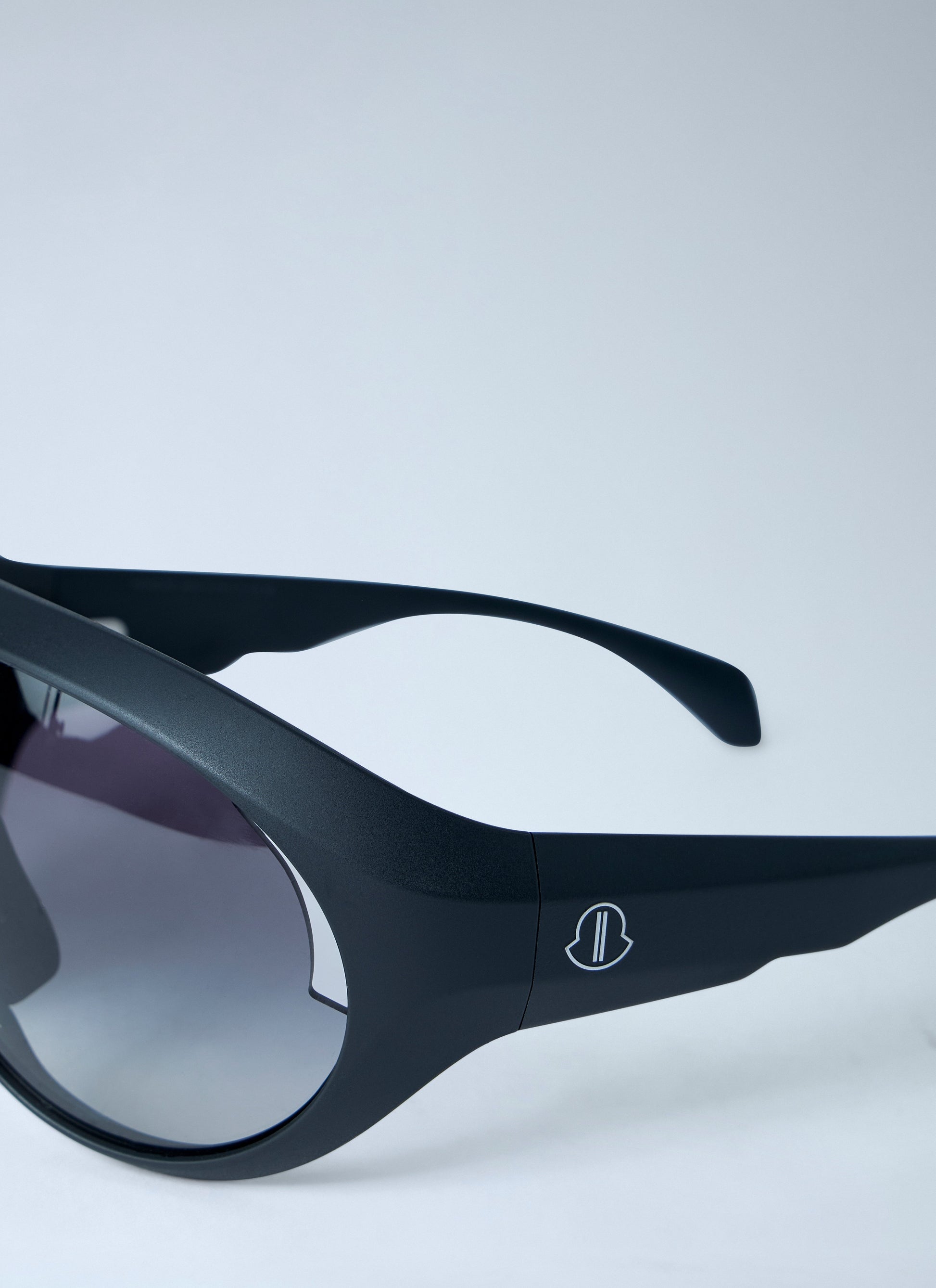 Moncler X Rick Owens Men Visor Shield Sunglasses MONCLER X RICK OWENS
