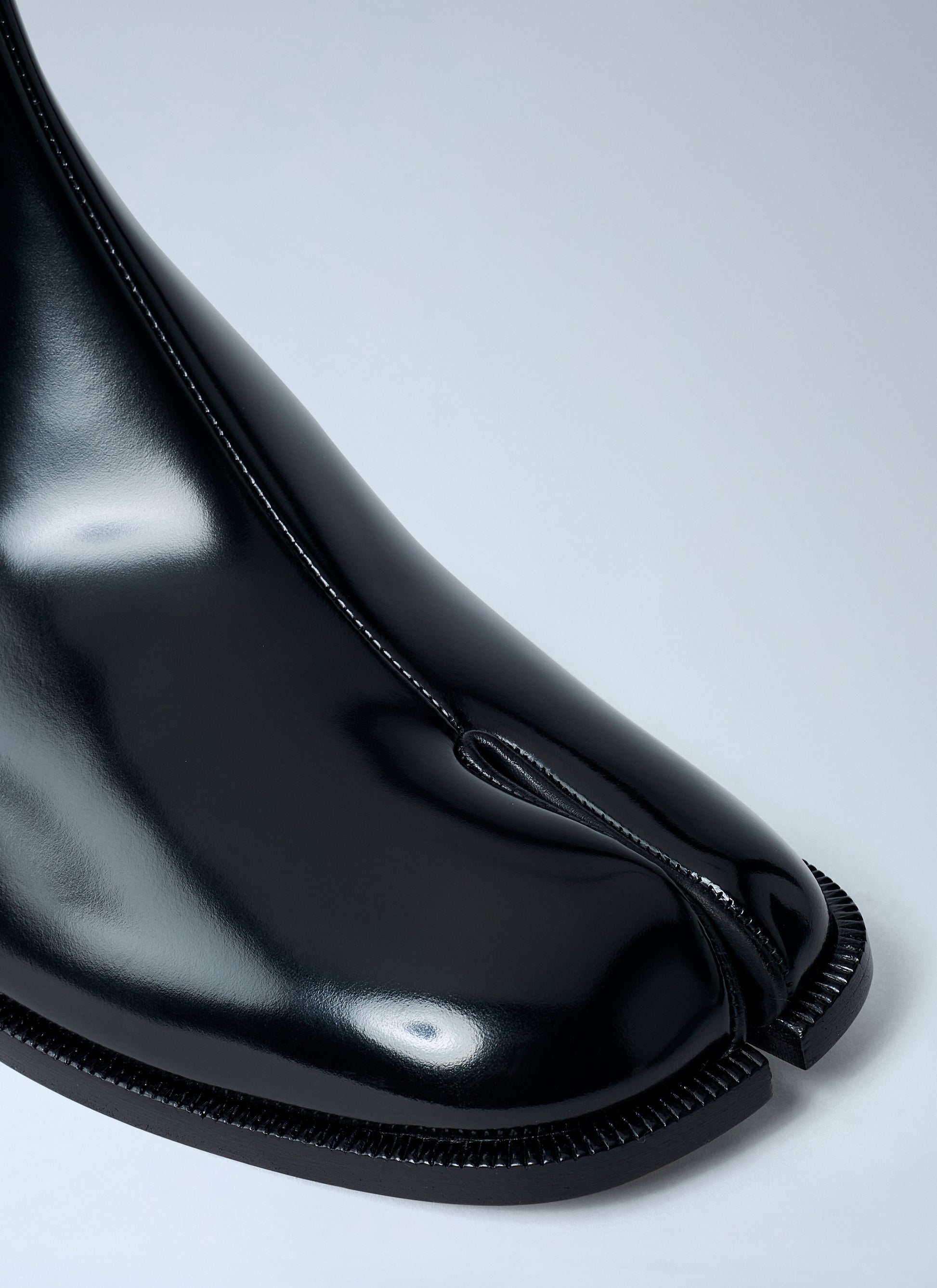 Maison Margiela Men Tabi Chelsea Boots MAISON MARGIELA