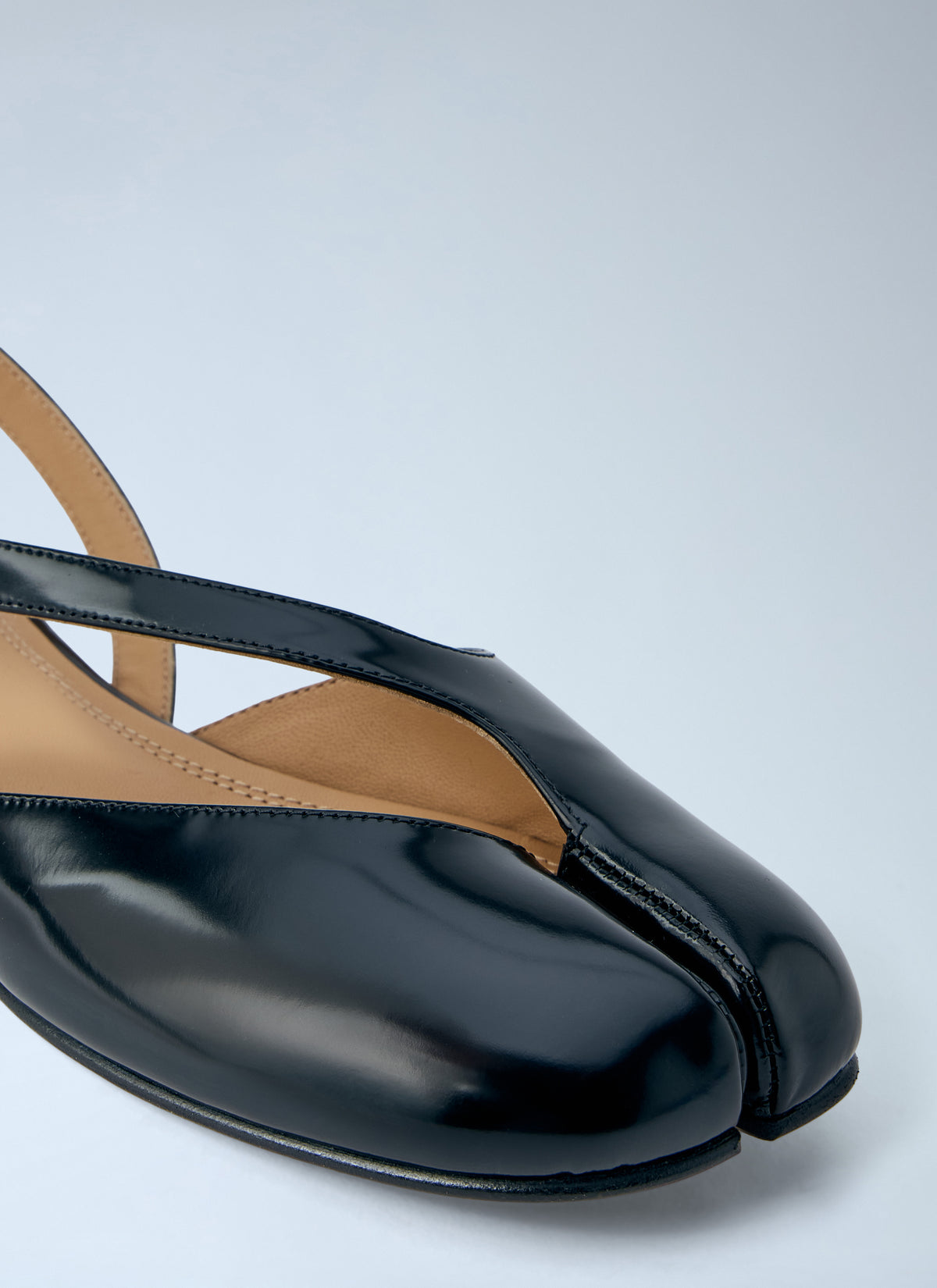 Maison Margiela Women Tabi Flat Slingback MAISON MARGIELA