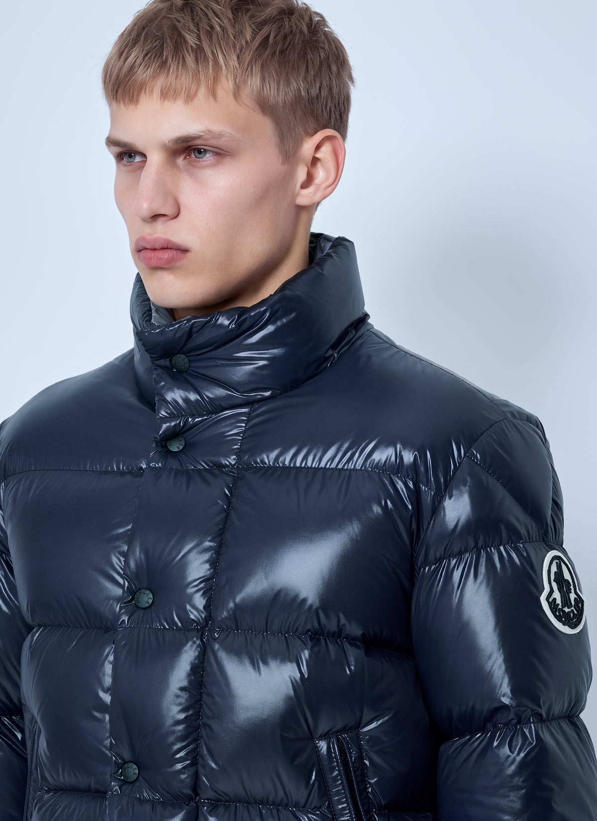 Moncler Men Bendola Laqué Short Down Jacket MONCLER