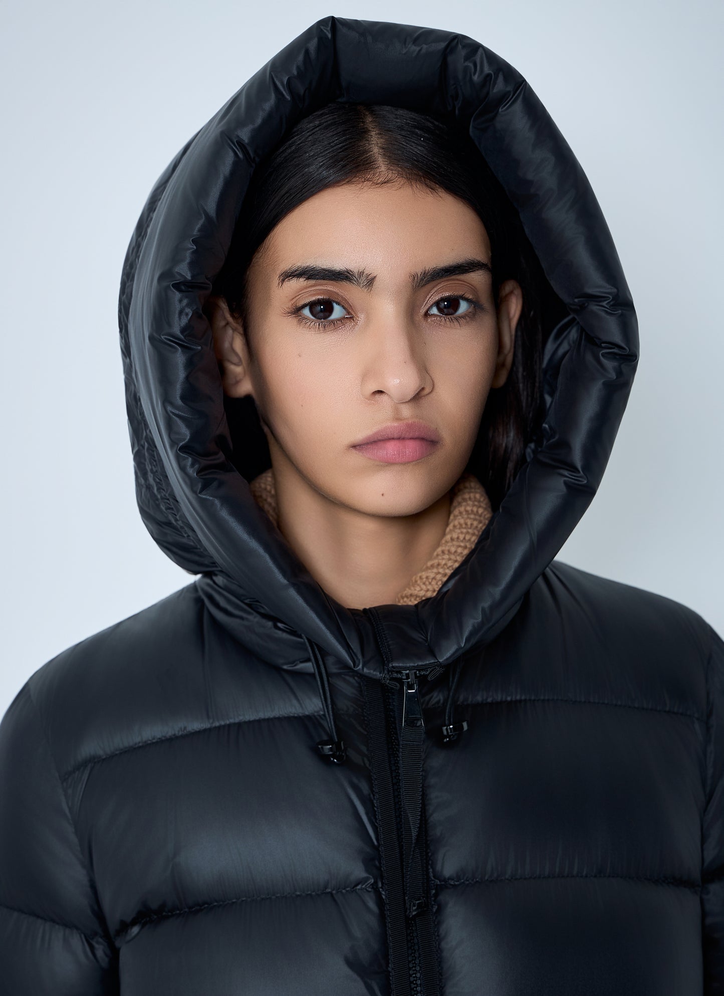 Moncler Women Suyenne Hooded Down Jacket MONCLER