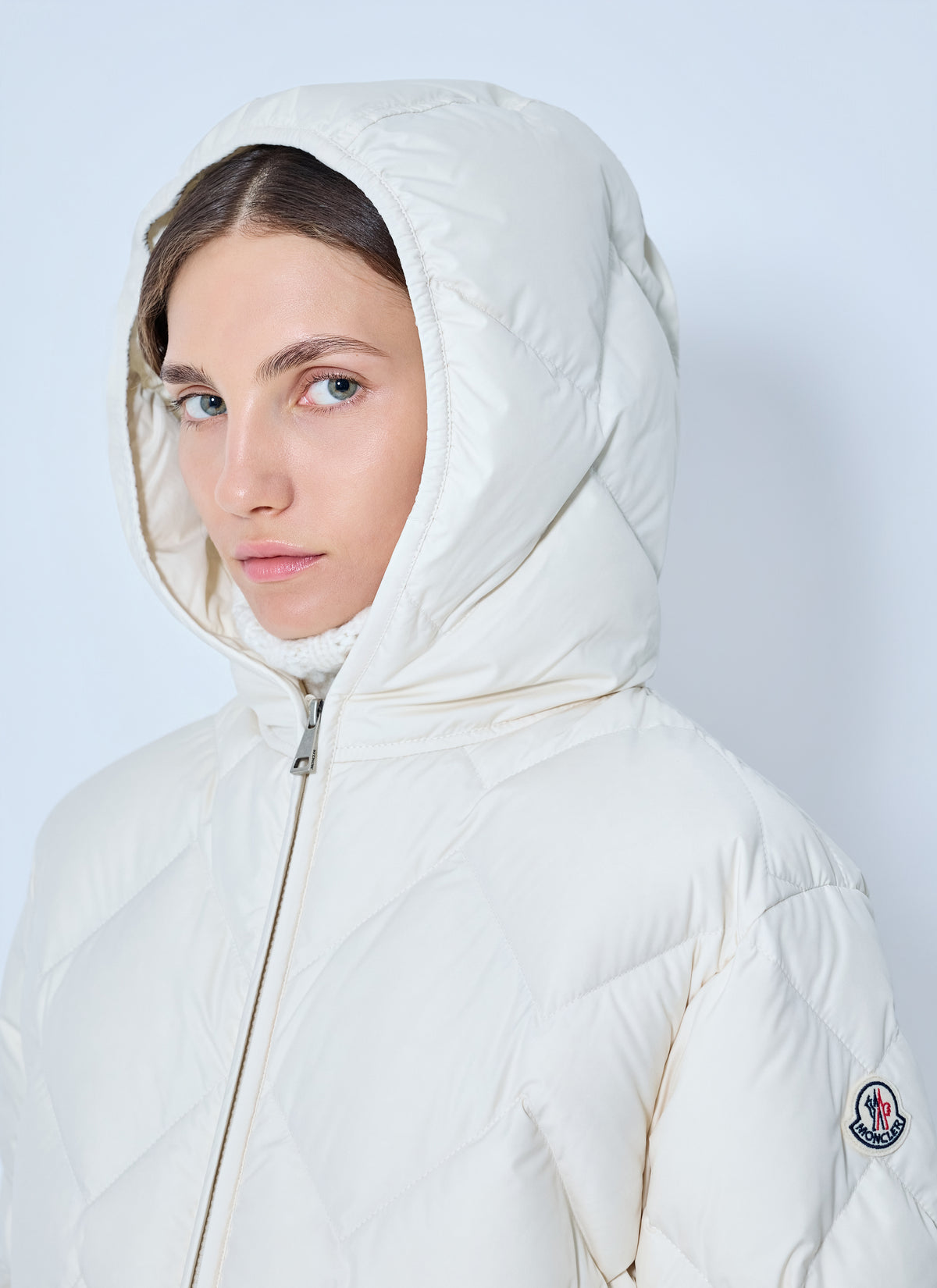 Moncler Women Arvouin Hooded Diamond-Quilted Short Down Jacket MONCLER