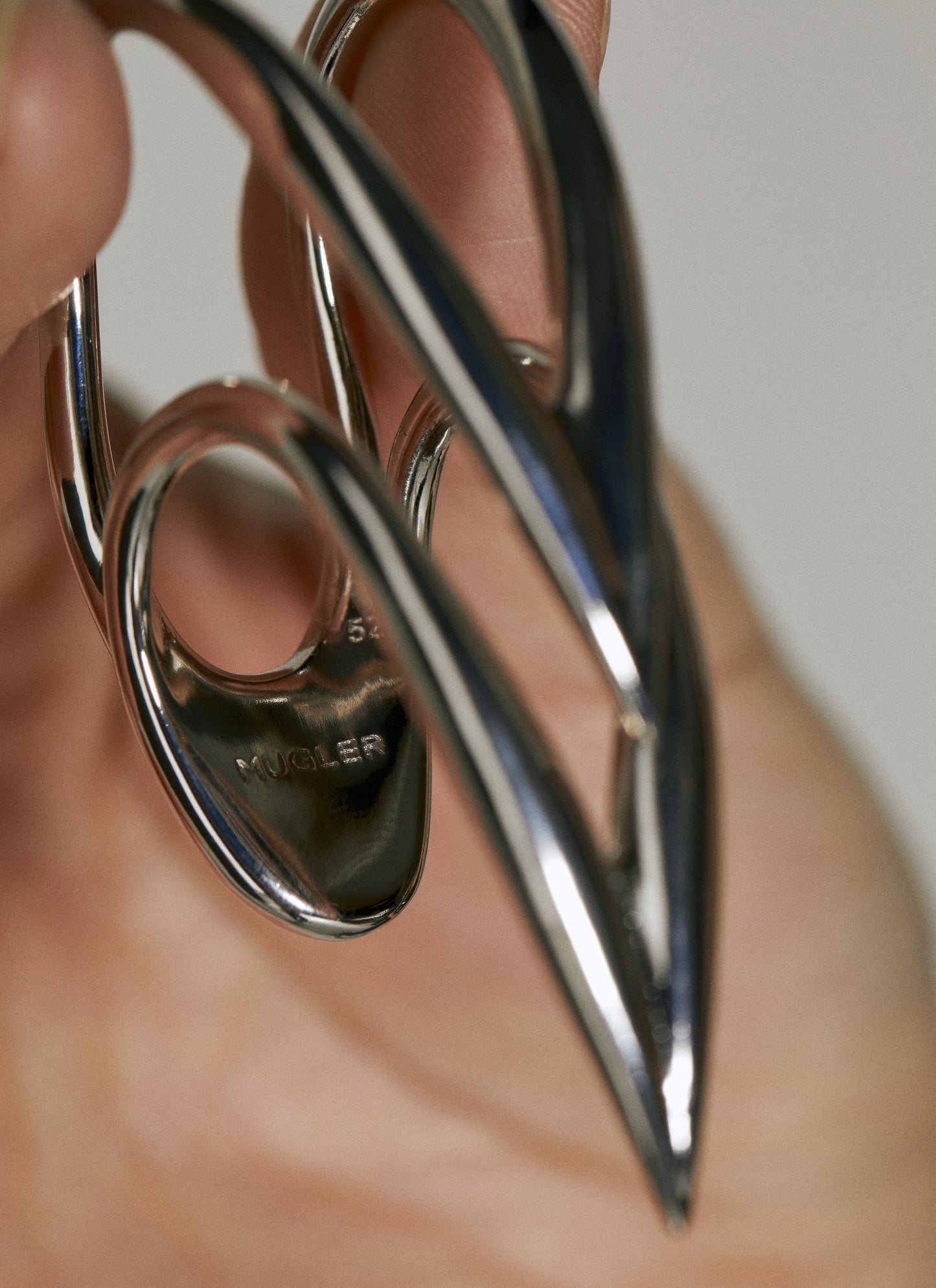 Mugler Women V Ring MUGLER