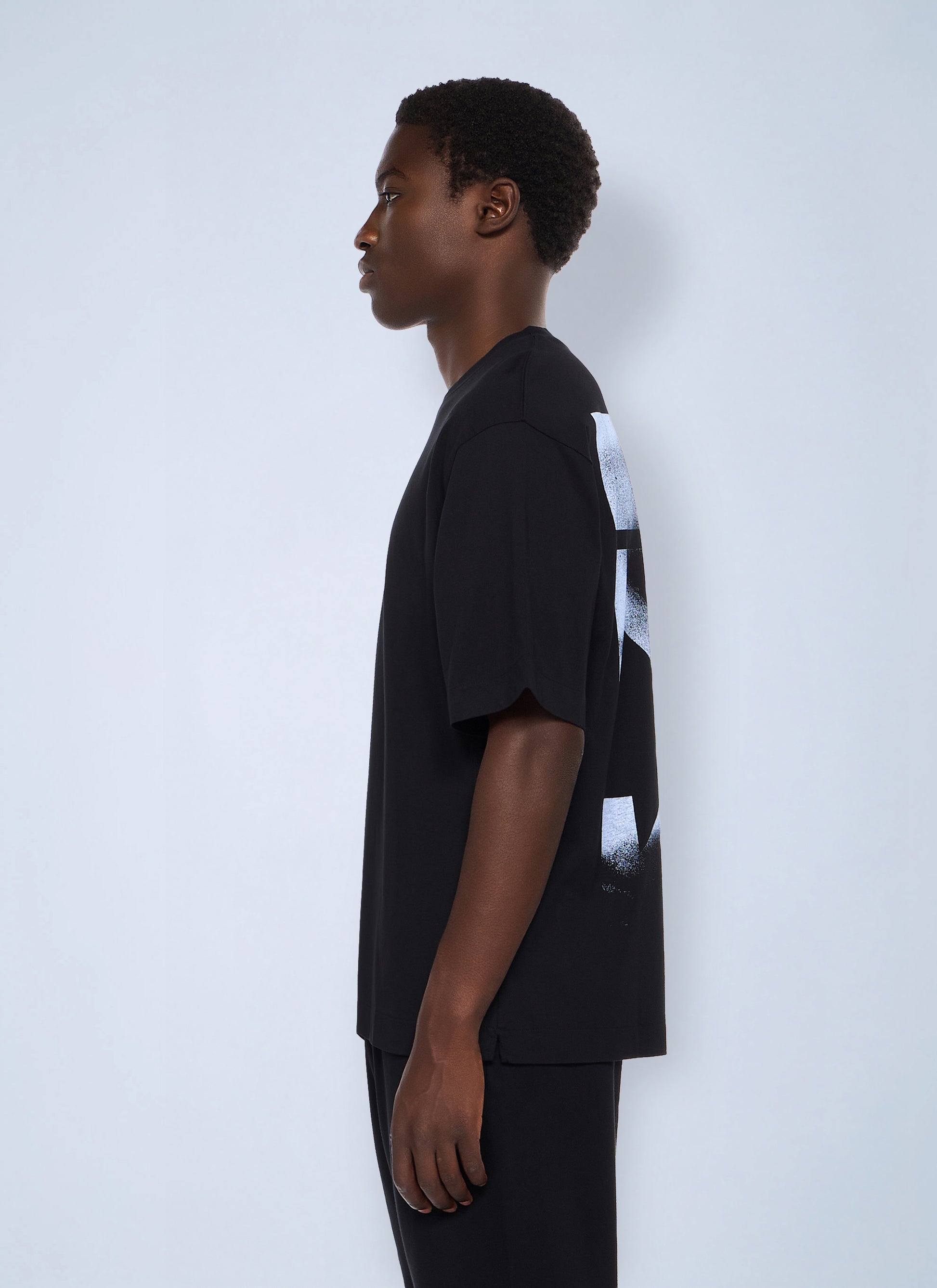 Off-White Men Stencil Arrow Skate Logo T-Shirt OFF-WHITE