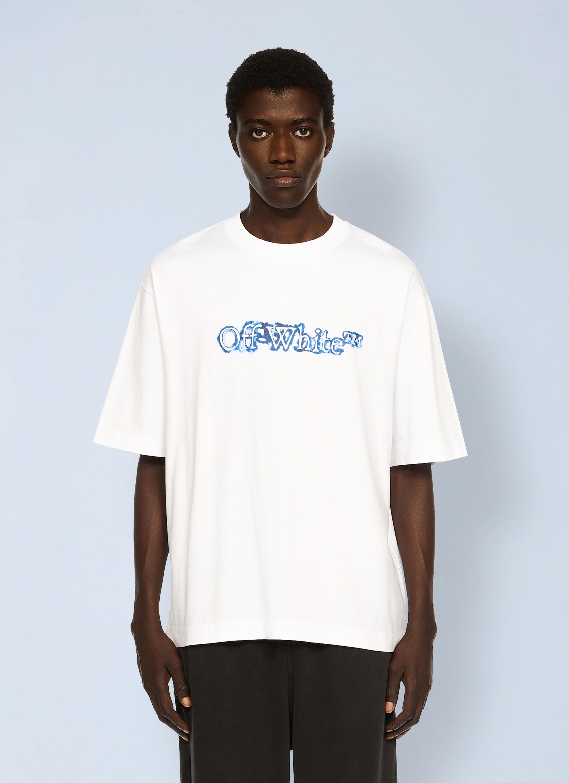 Off-White Men Cloudy Arrow Skate Logo T-Shirt OFF-WHITE