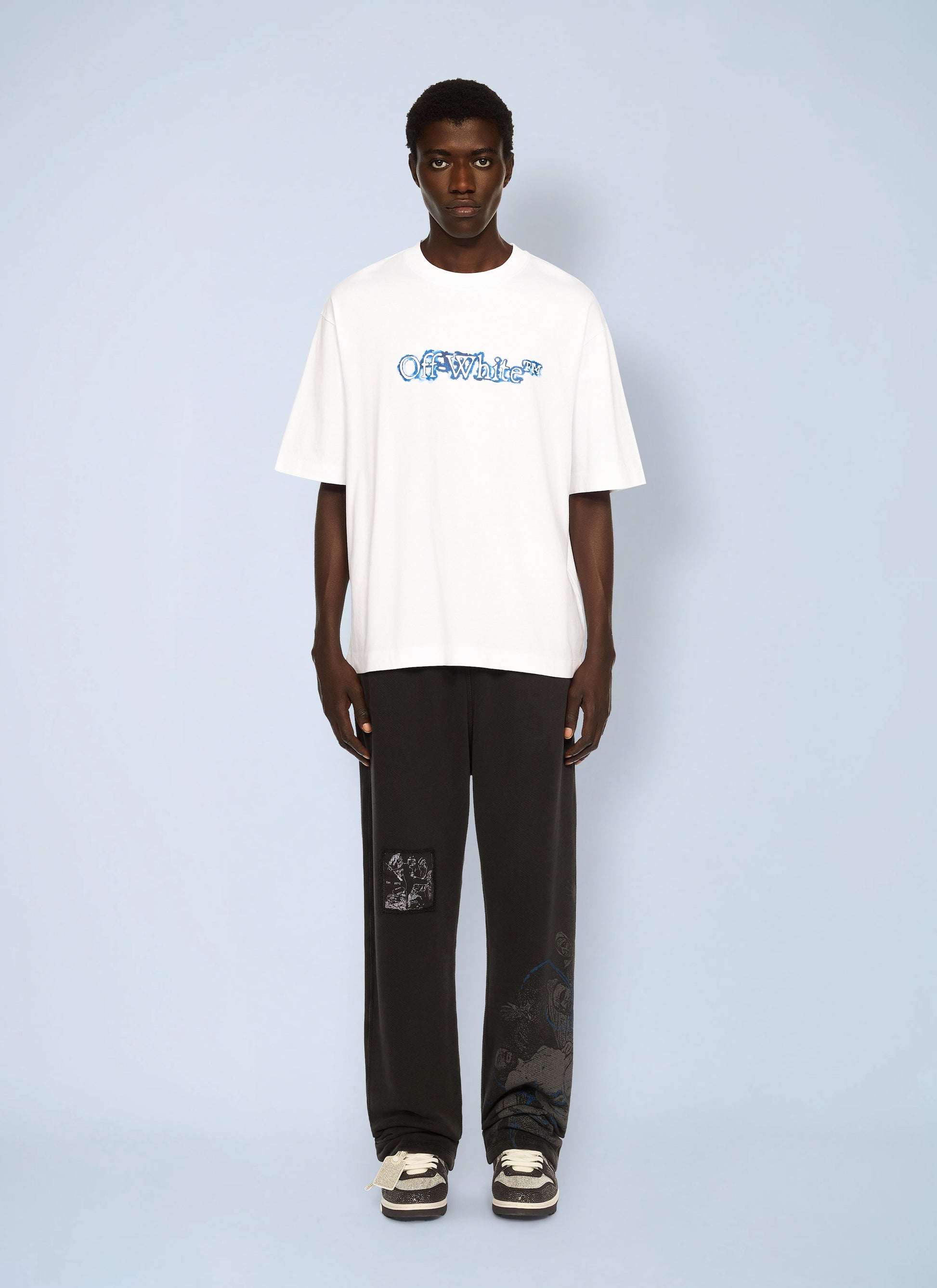 Off-White Men Cloudy Arrow Skate Logo T-Shirt OFF-WHITE