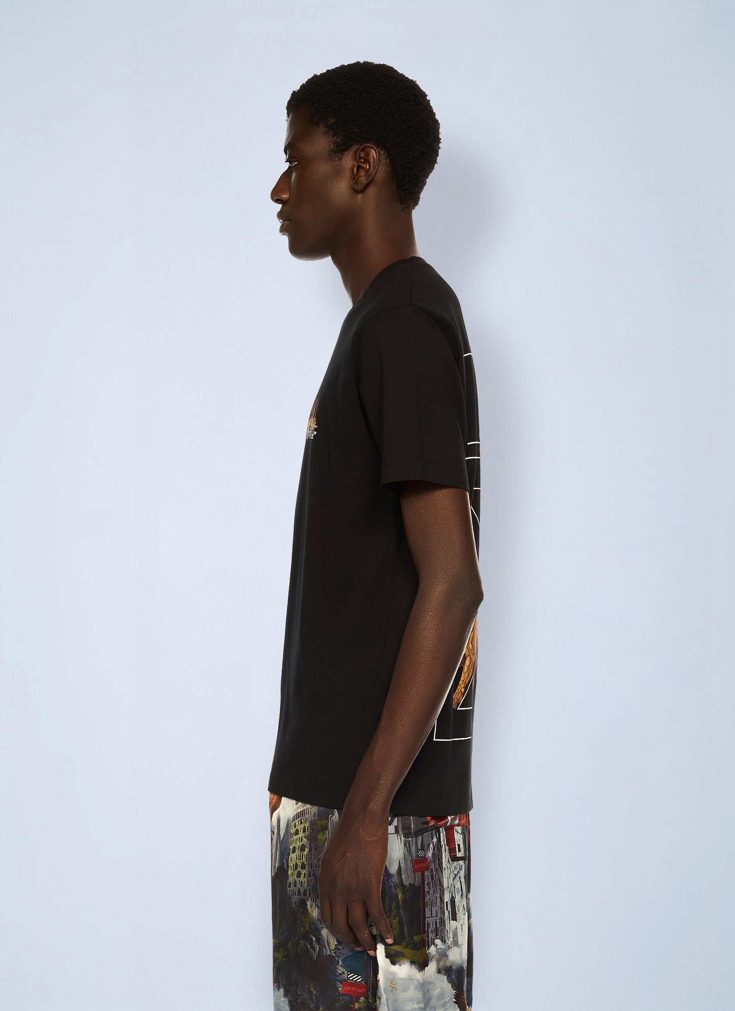Off-White Men Building Arrow Slim Logo T-Shirt OFF-WHITE