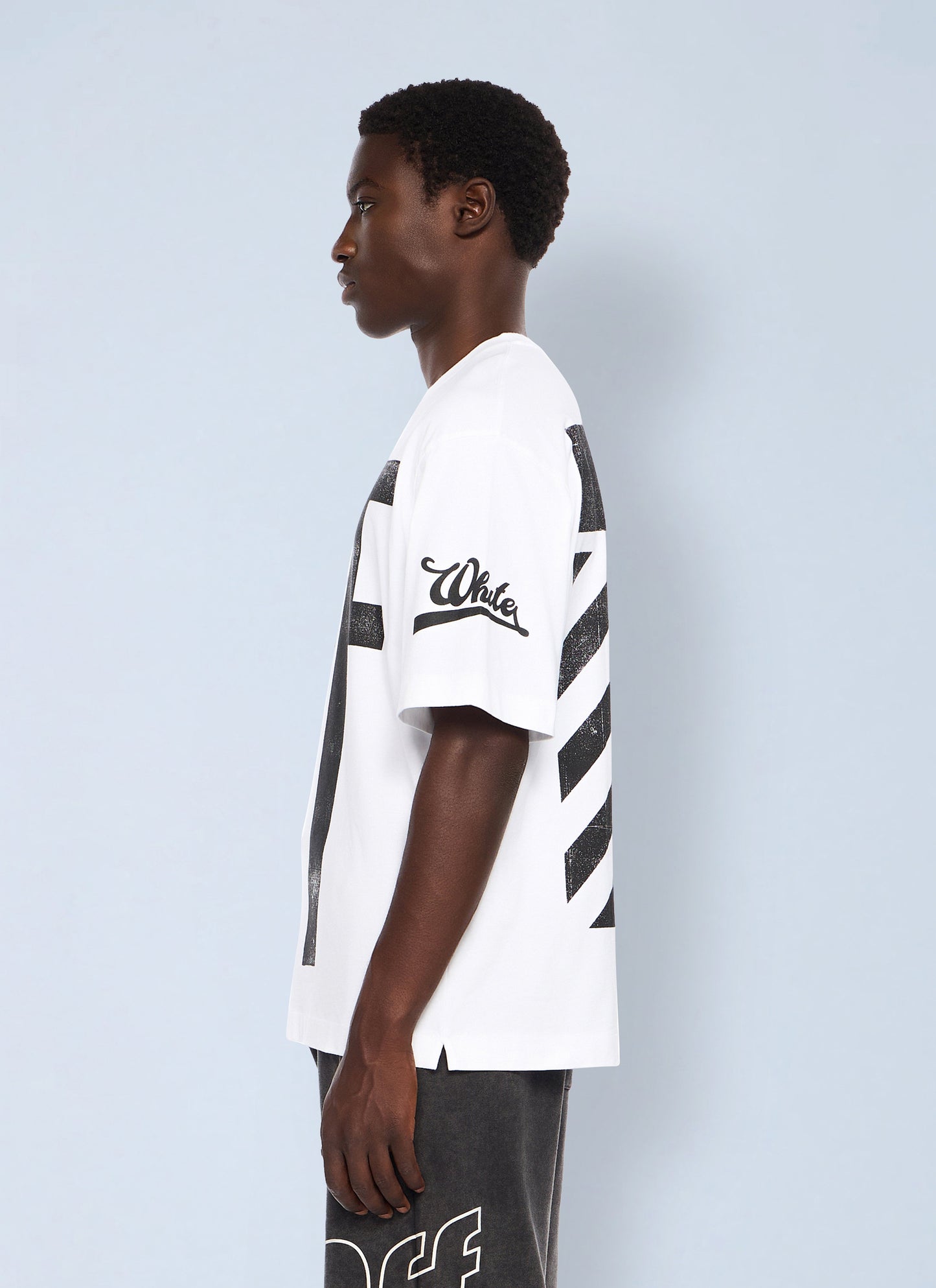 Off-White Men Big Off Diagonal Skate Logo T-Shirt OFF-WHITE
