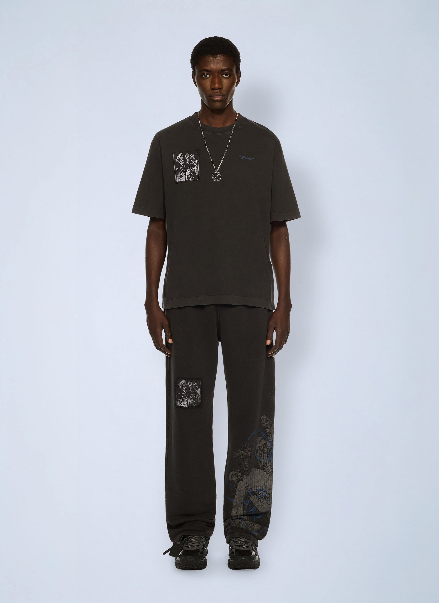 Off-White Men Faded Painting Skate Logo T-Shirt OFF-WHITE