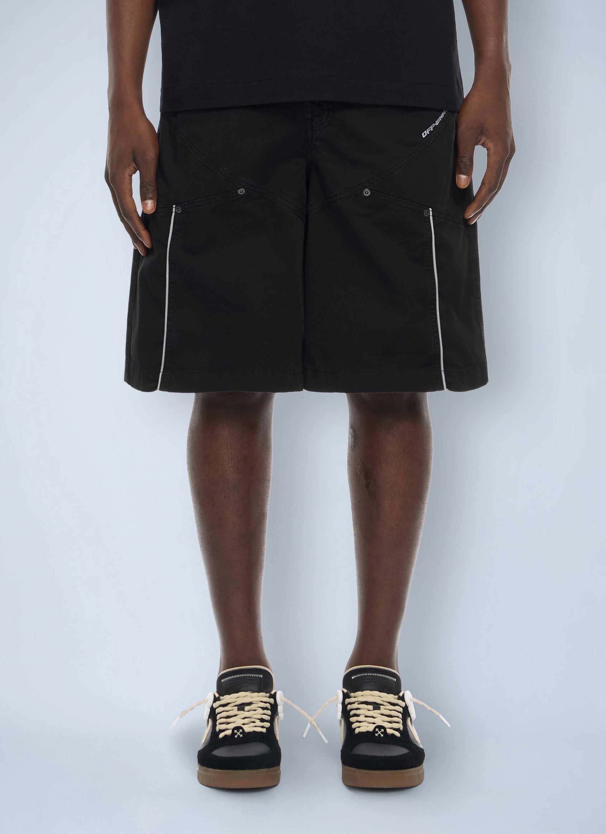 Off-White Men Owr Gd Gab Milit Relax Shorts OFF-WHITE