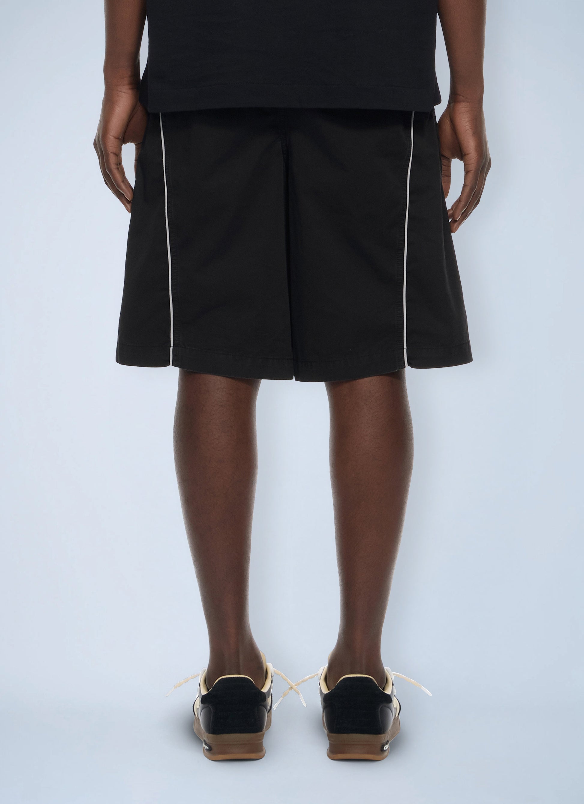 Off-White Men Owr Gd Gab Milit Relax Shorts OFF-WHITE