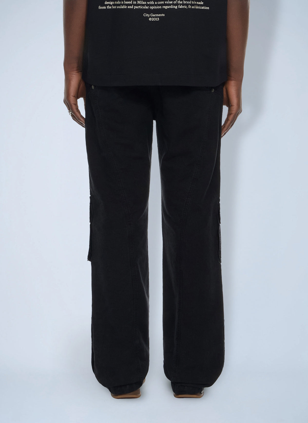 Off-White Men Owr Gd Cot Multipkt Relax Pant OFF-WHITE