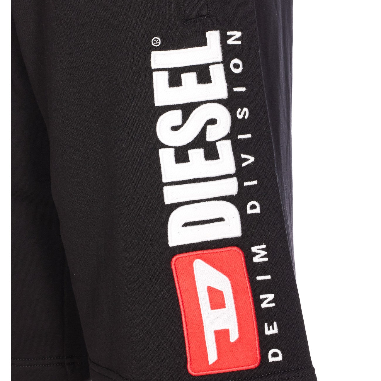 Diesel Men P-Crow-Div Logo Shorts DIESEL