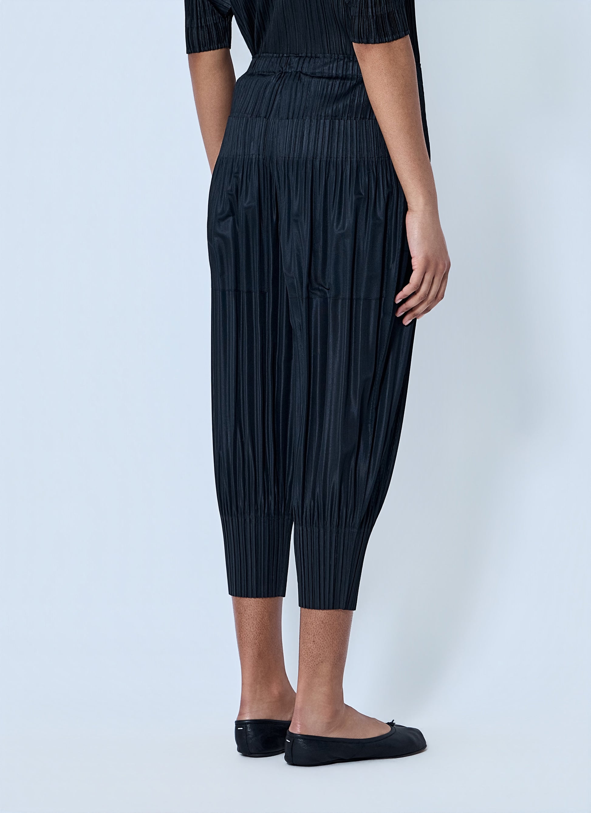 Pleats Please Issey Miyake Women Pleated Cropped Trousers PLEATS PLEASE ISSEY MIYAKE