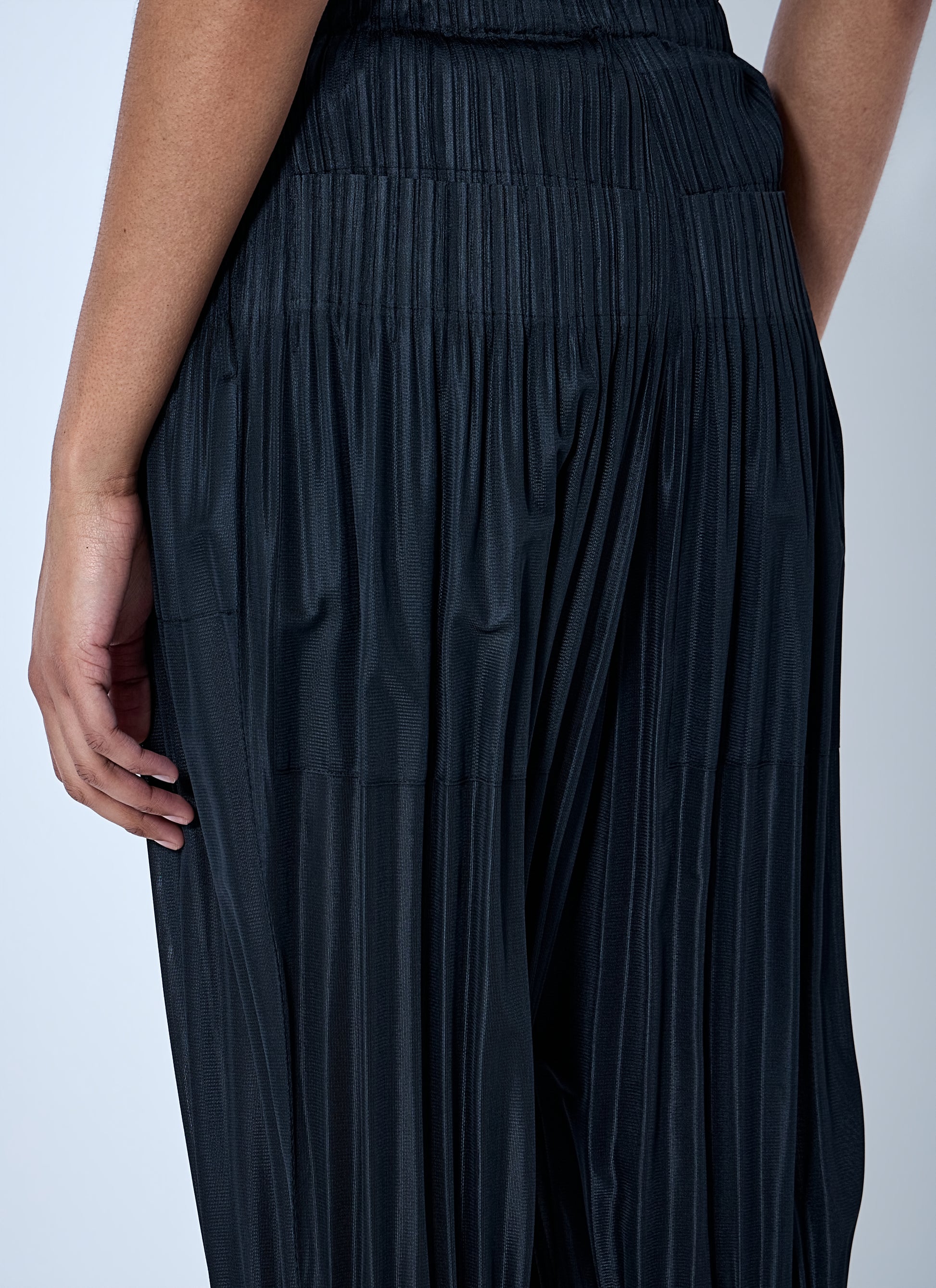 Pleats Please Issey Miyake Women Pleated Cropped Trousers PLEATS PLEASE ISSEY MIYAKE