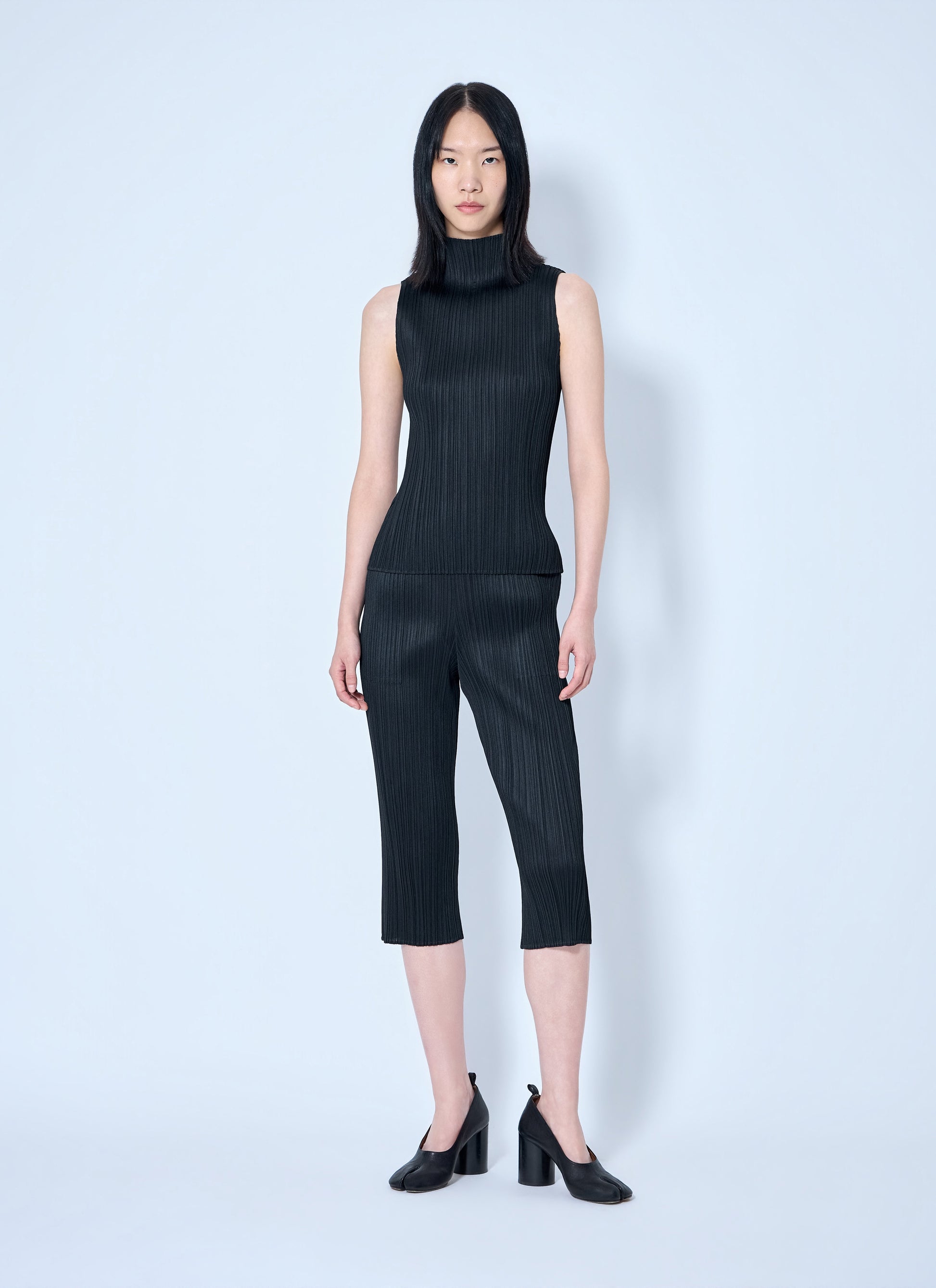 Pleats Please Issey Miyake Women Pleated Cropped Trousers PLEATS PLEASE ISSEY MIYAKE