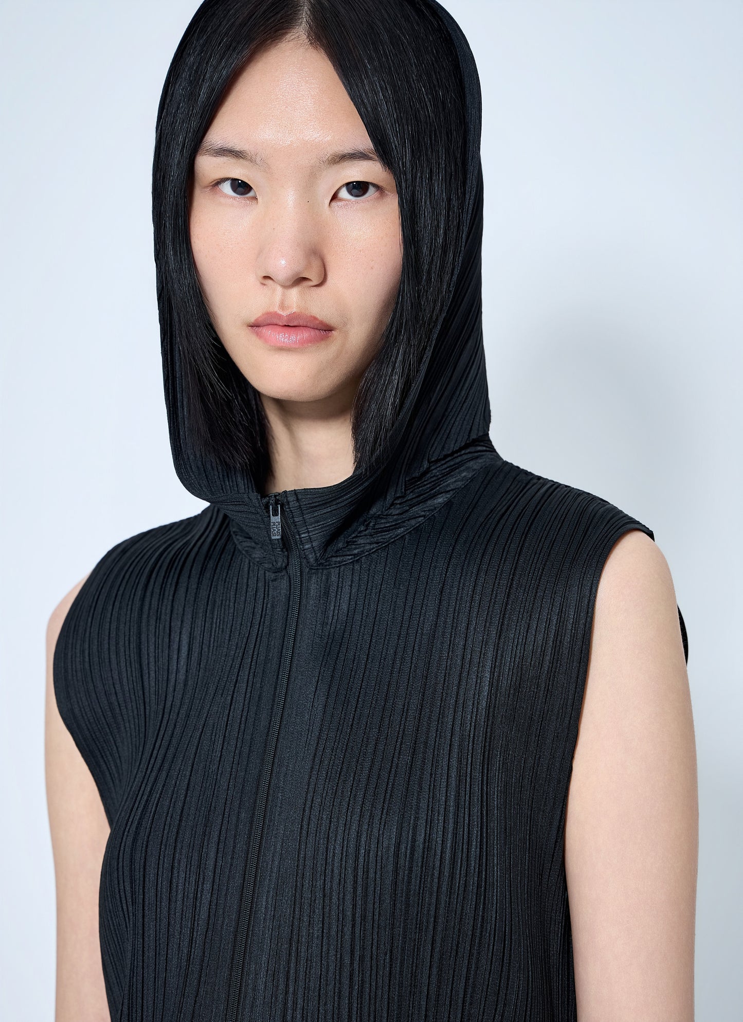 Pleats Please Issey Miyake Women Pleated Zip-Front Sleeveless Tio PLEATS PLEASE ISSEY MIYAKE