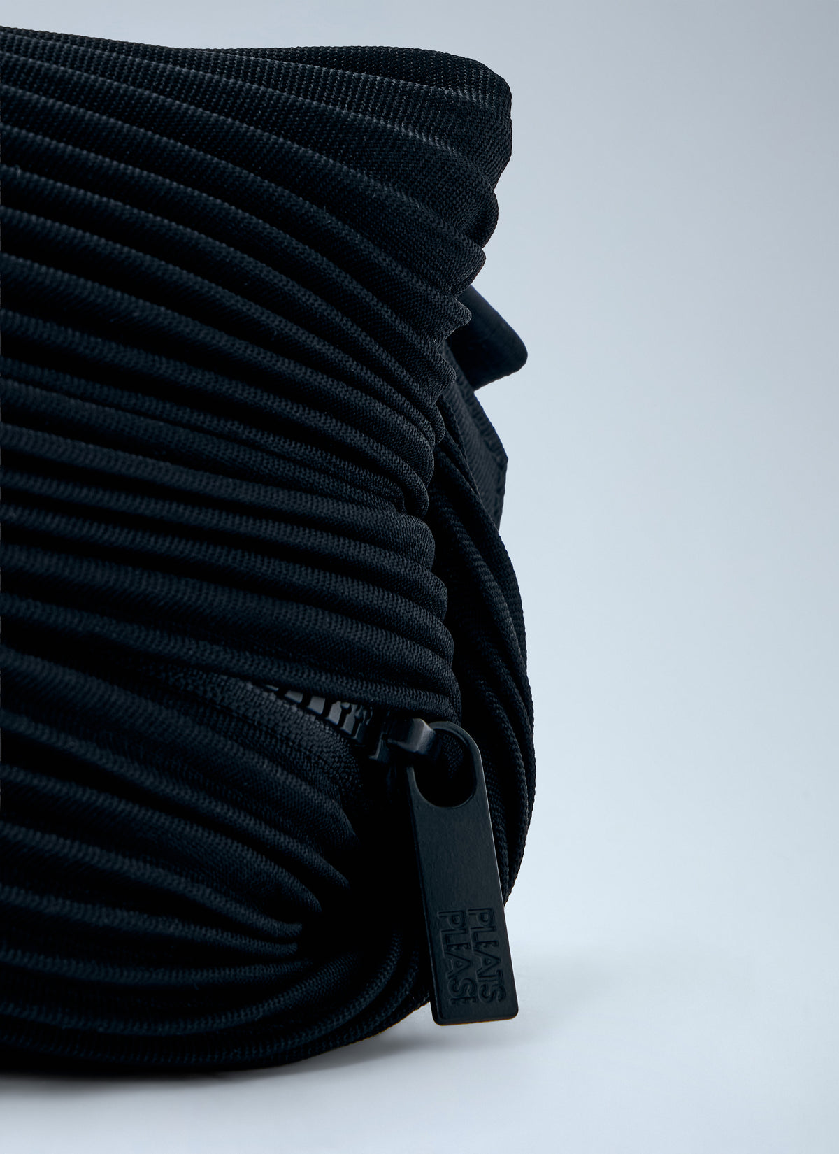 Pleats Please Issey Miyake Women Bias Pleats Waistbag PLEATS PLEASE ISSEY MIYAKE