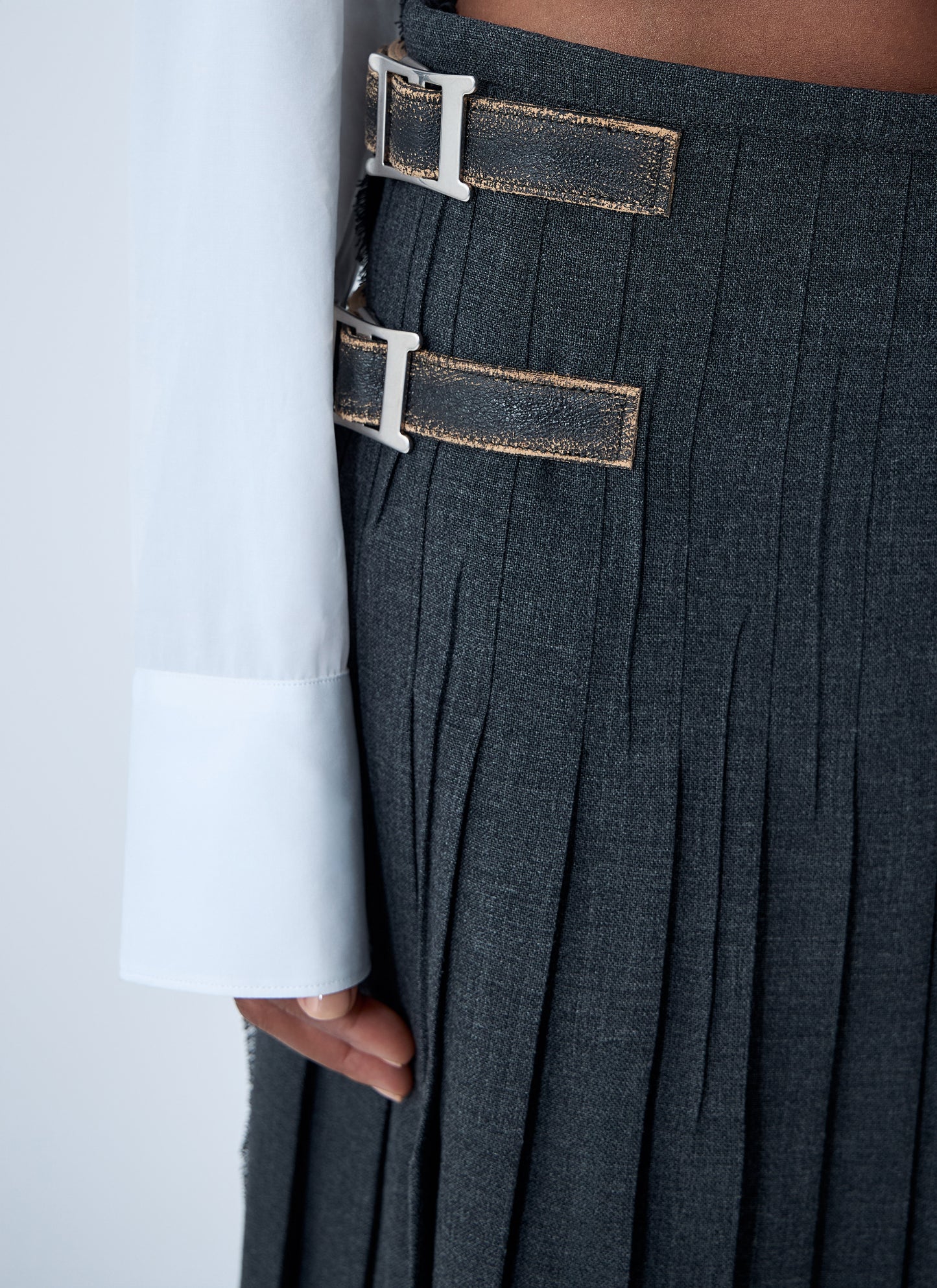 Prada Women Pleated Rush Stitch Skirt With Belt PRADA