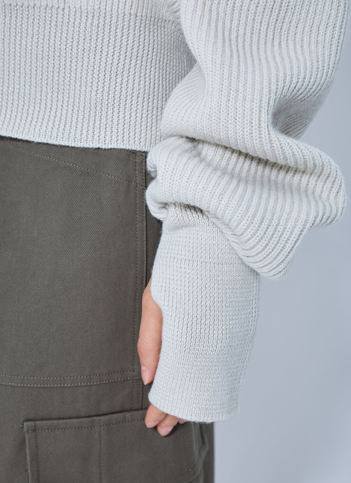 Rier Women Roundneck Zip Utility Sweater RIER