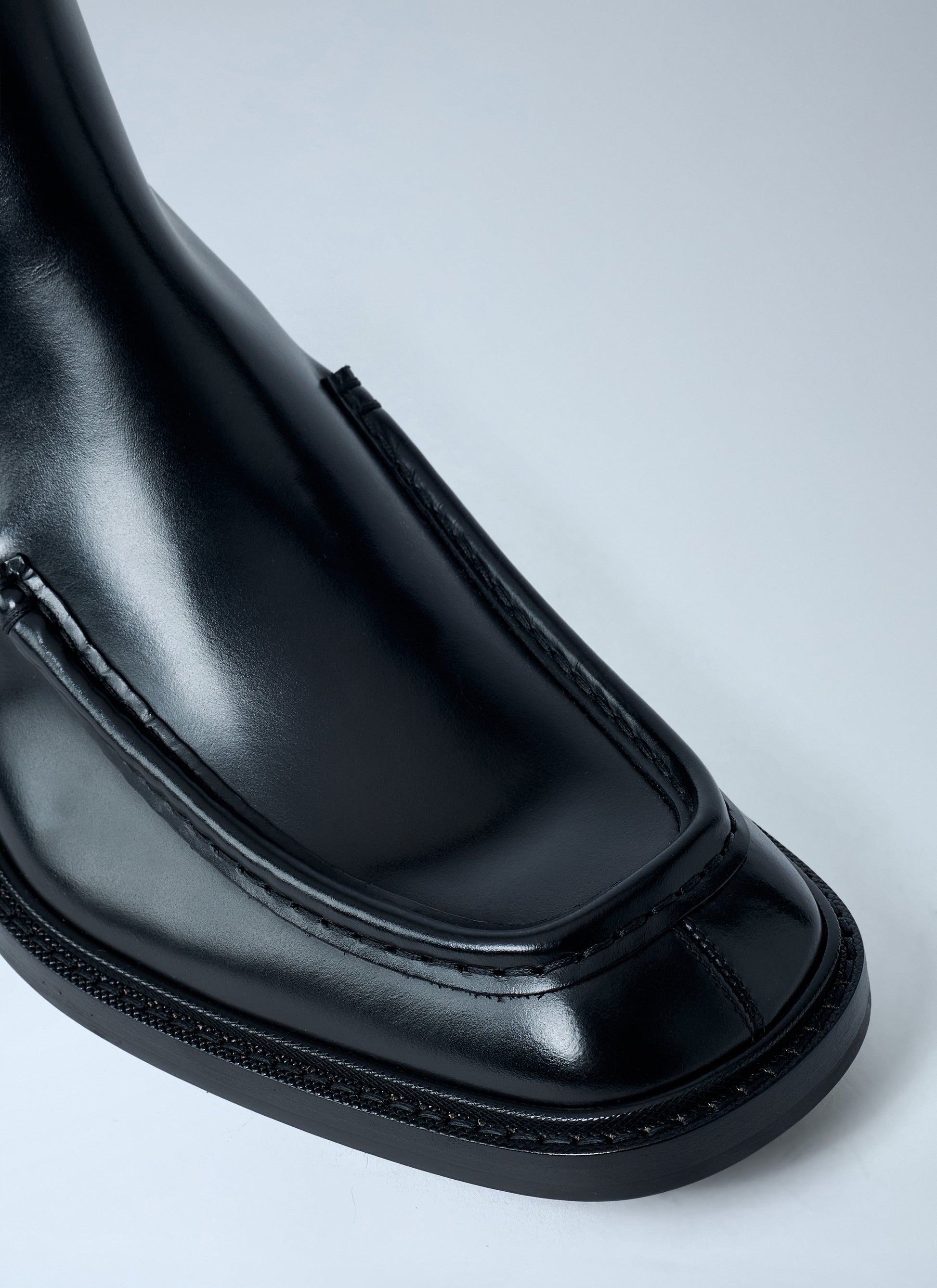 Saint Laurent Men Joe Chelsea Boots SAINT LAURENT