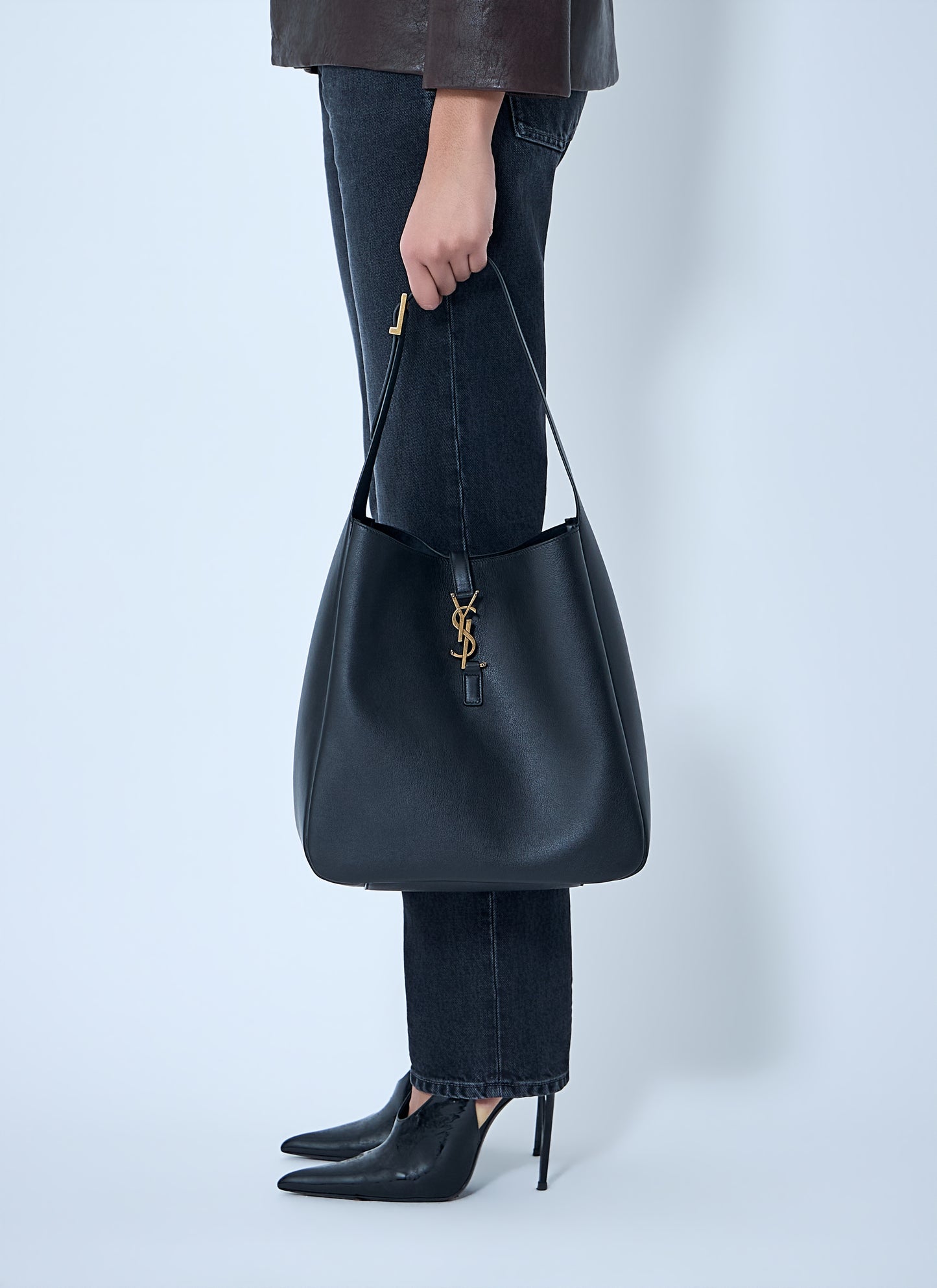 Saint Laurent Women Le 5 À 7 Supple Large Shoulder Bag SAINT LAURENT