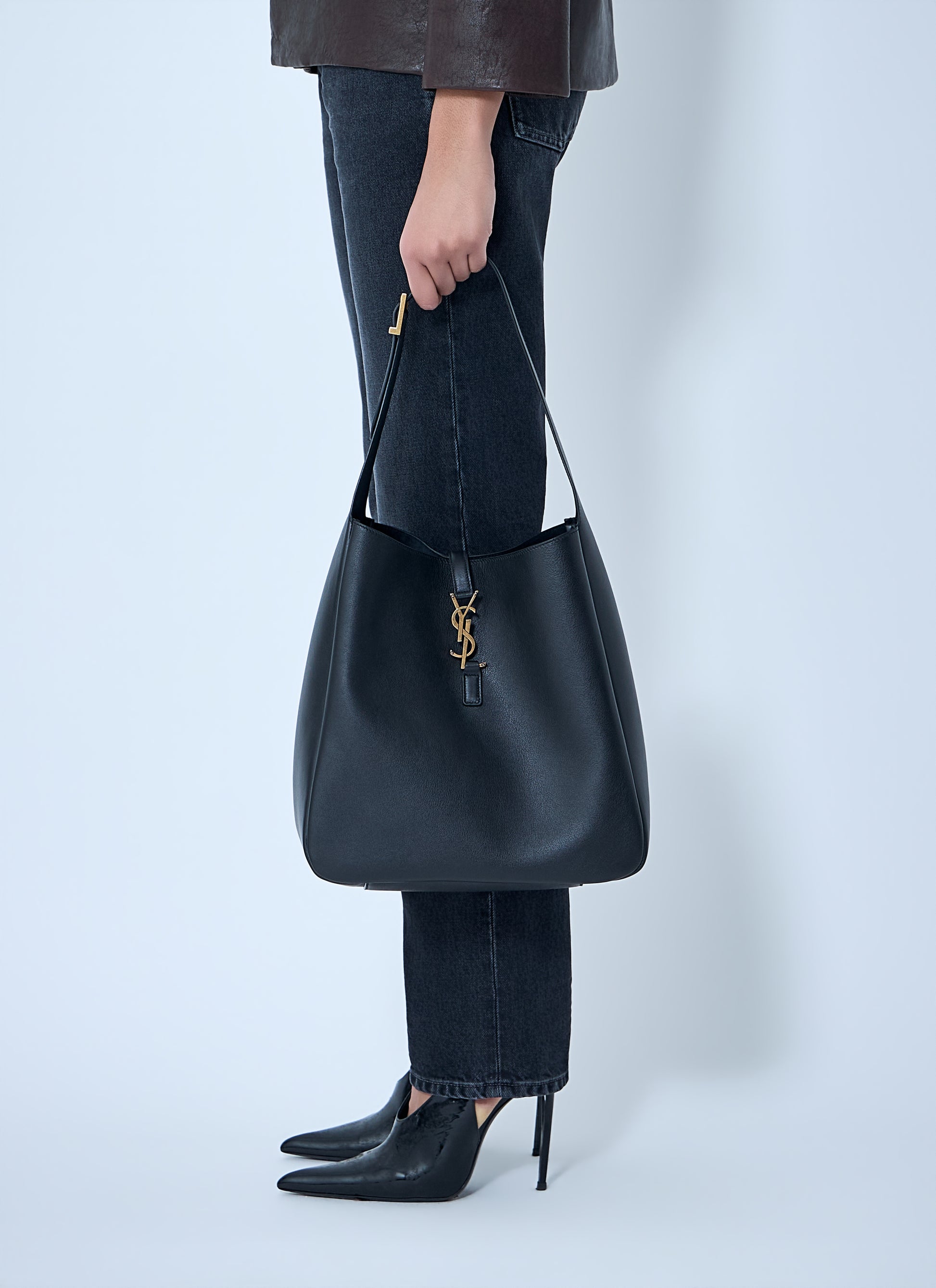 Saint Laurent Women Le 5 À 7 Supple Large Shoulder Bag SAINT LAURENT