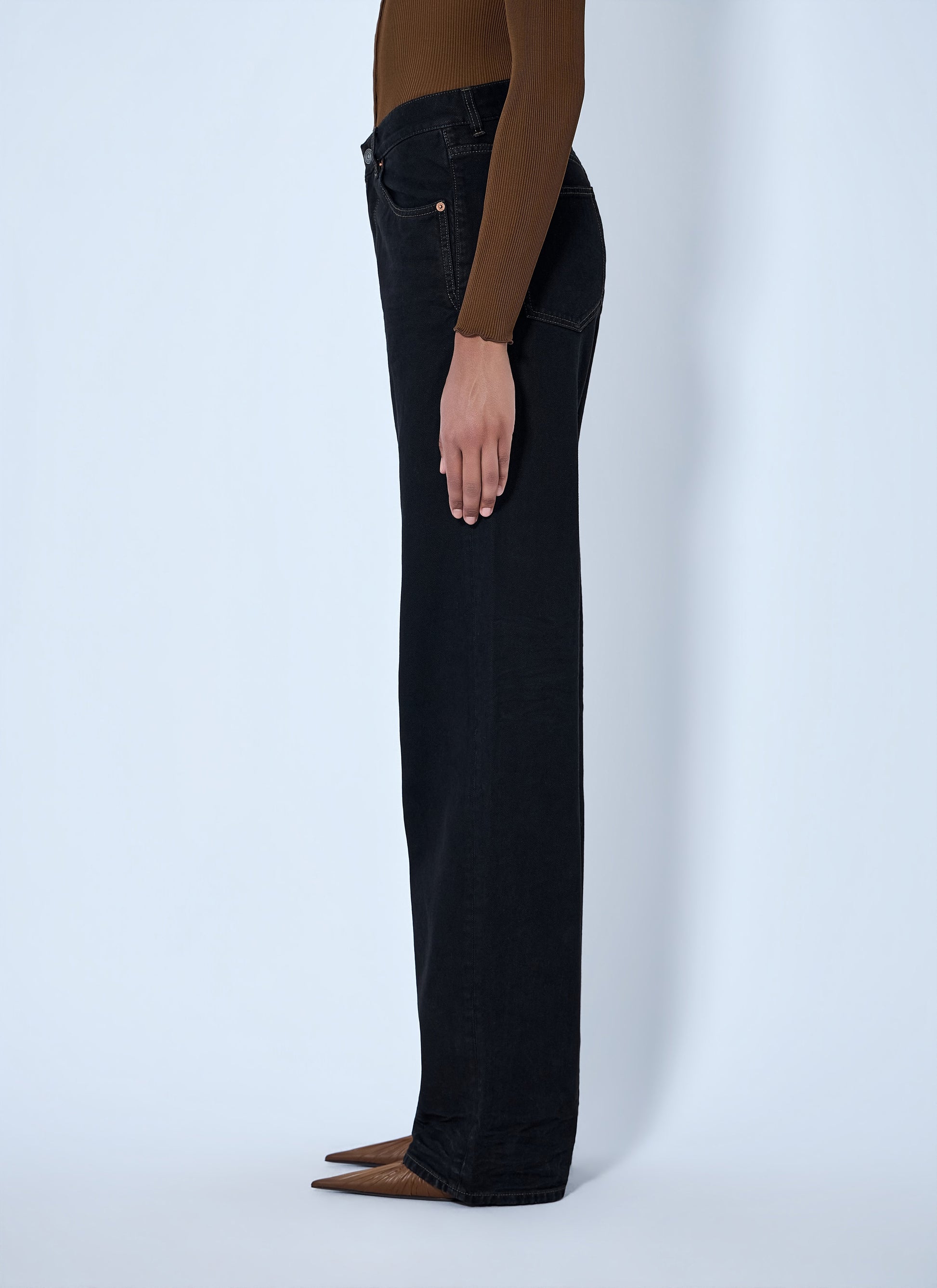Saint Laurent Women V-Waist Long Baggy Jeans SAINT LAURENT