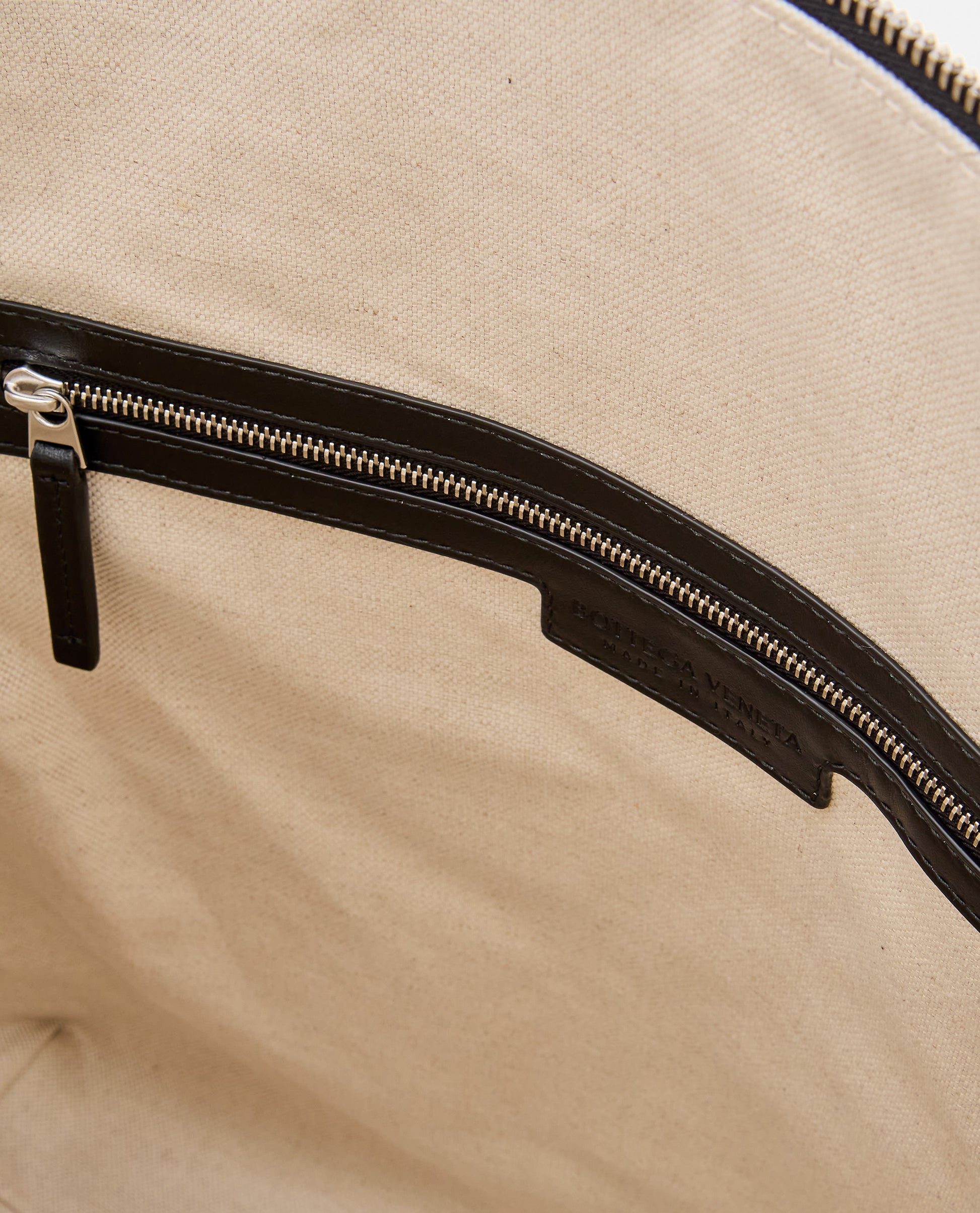 Bottega Veneta Men Avenue Intr 15/Avenue BOTTEGA VENETA