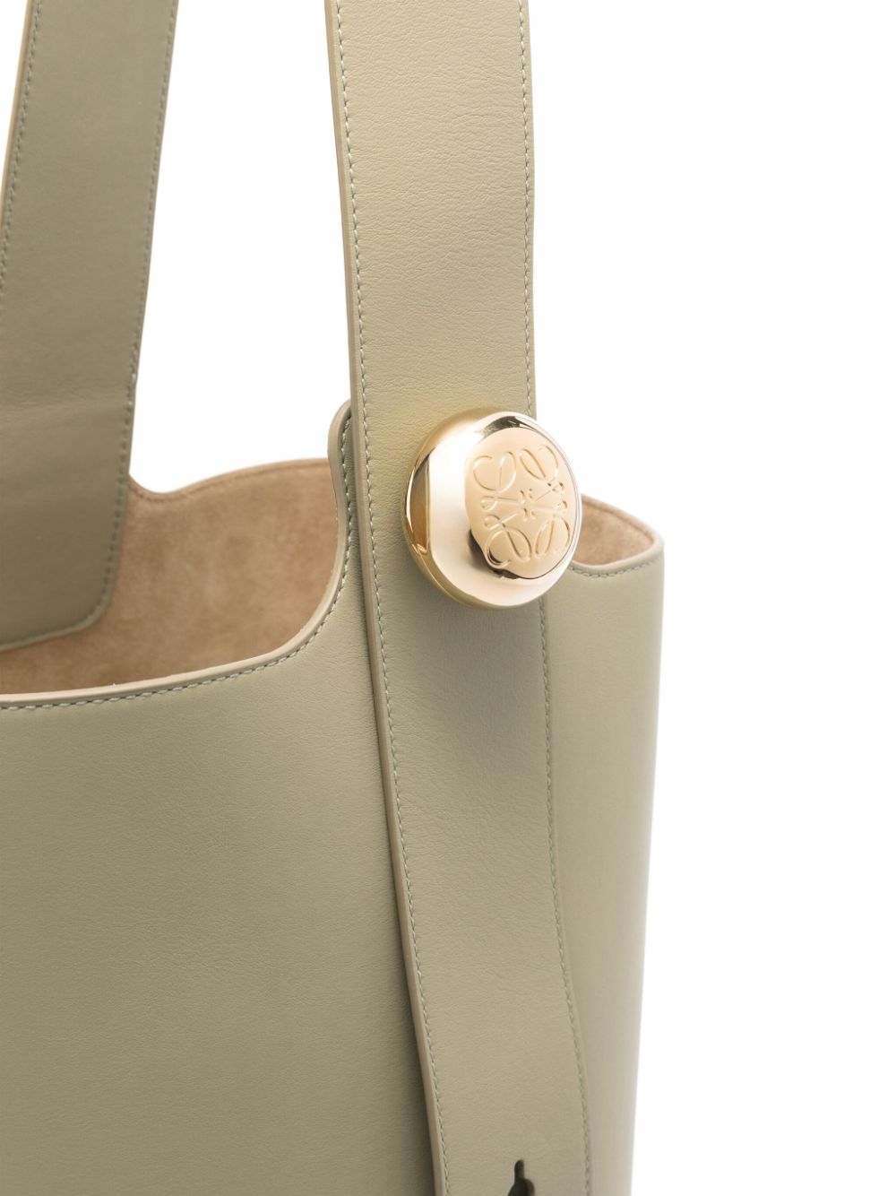 Loewe Women Pebble Medium Bucket LOEWE