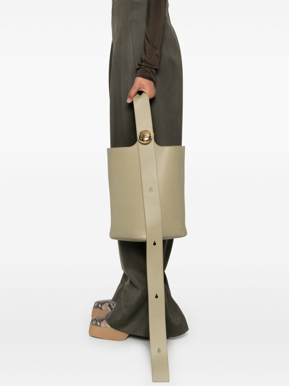 Loewe Women Pebble Medium Bucket LOEWE