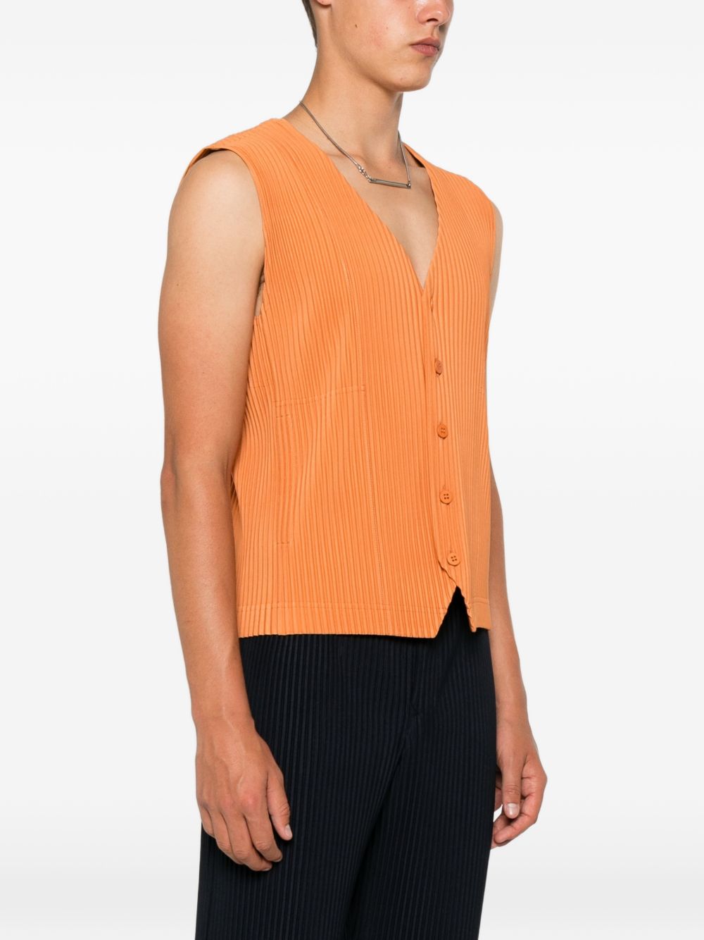 Homme Plisse' Issey Miyake Men Pleated V-Necked Vest HOMME PLISSE ISSEY MIYAKE