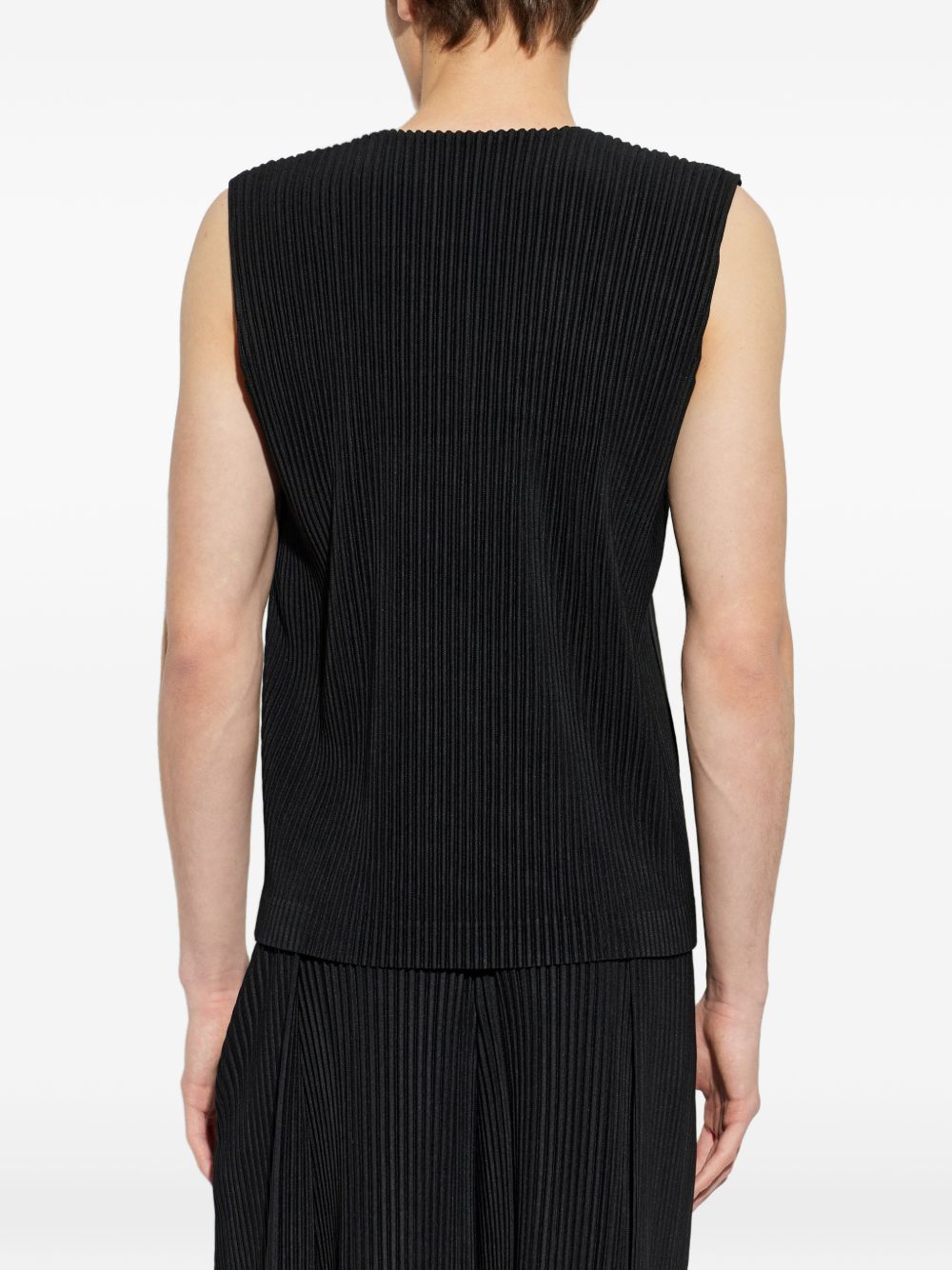 Homme Plisse' Issey Miyake Men Pleated V-Necked Vest