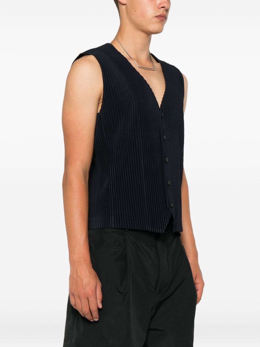 Homme Plisse' Issey Miyake Men Pleated V-Necked Vest HOMME PLISSE ISSEY MIYAKE