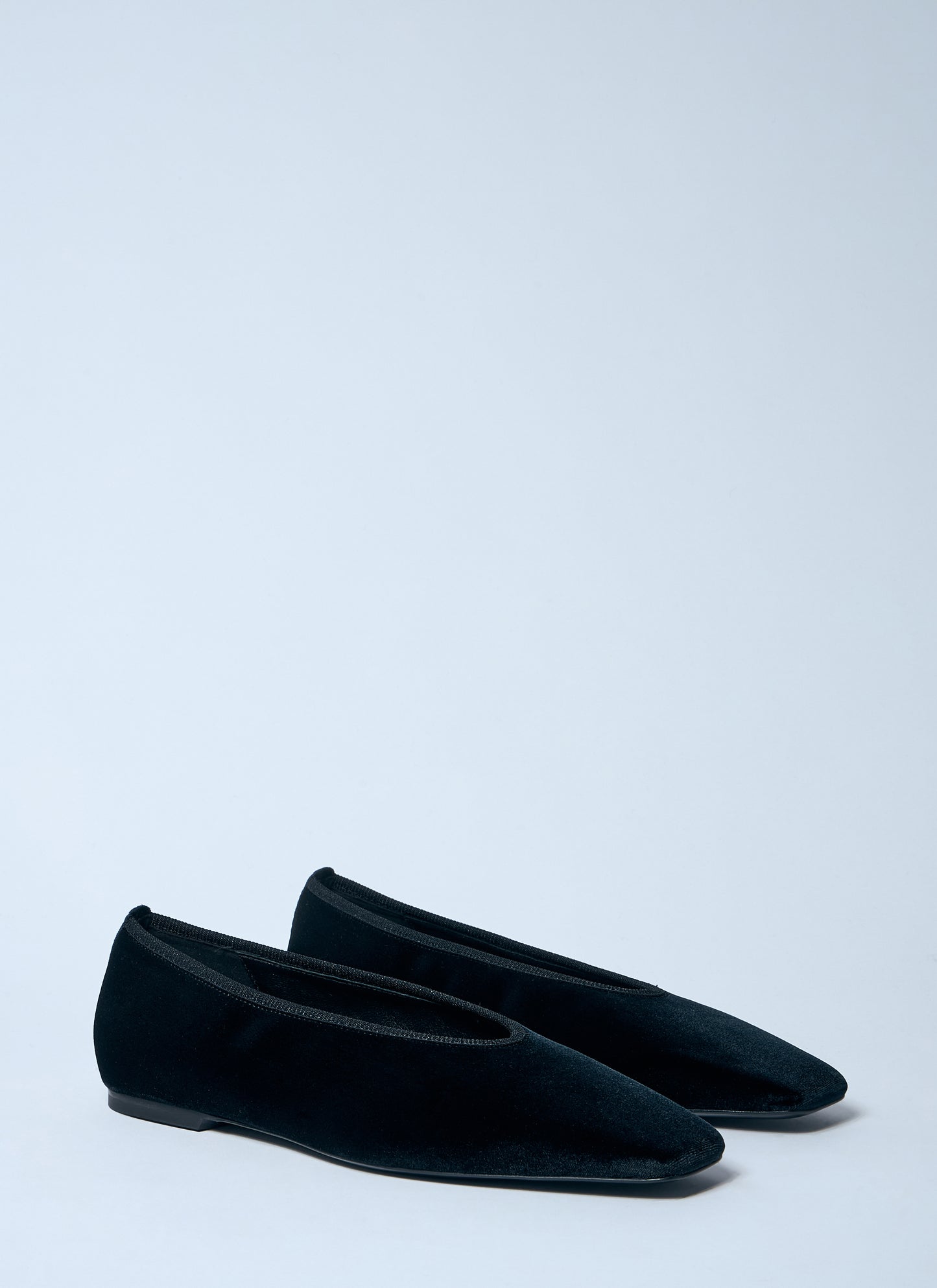 Toteme Women Minimalist Velvet Ballerina Flats TOTEME