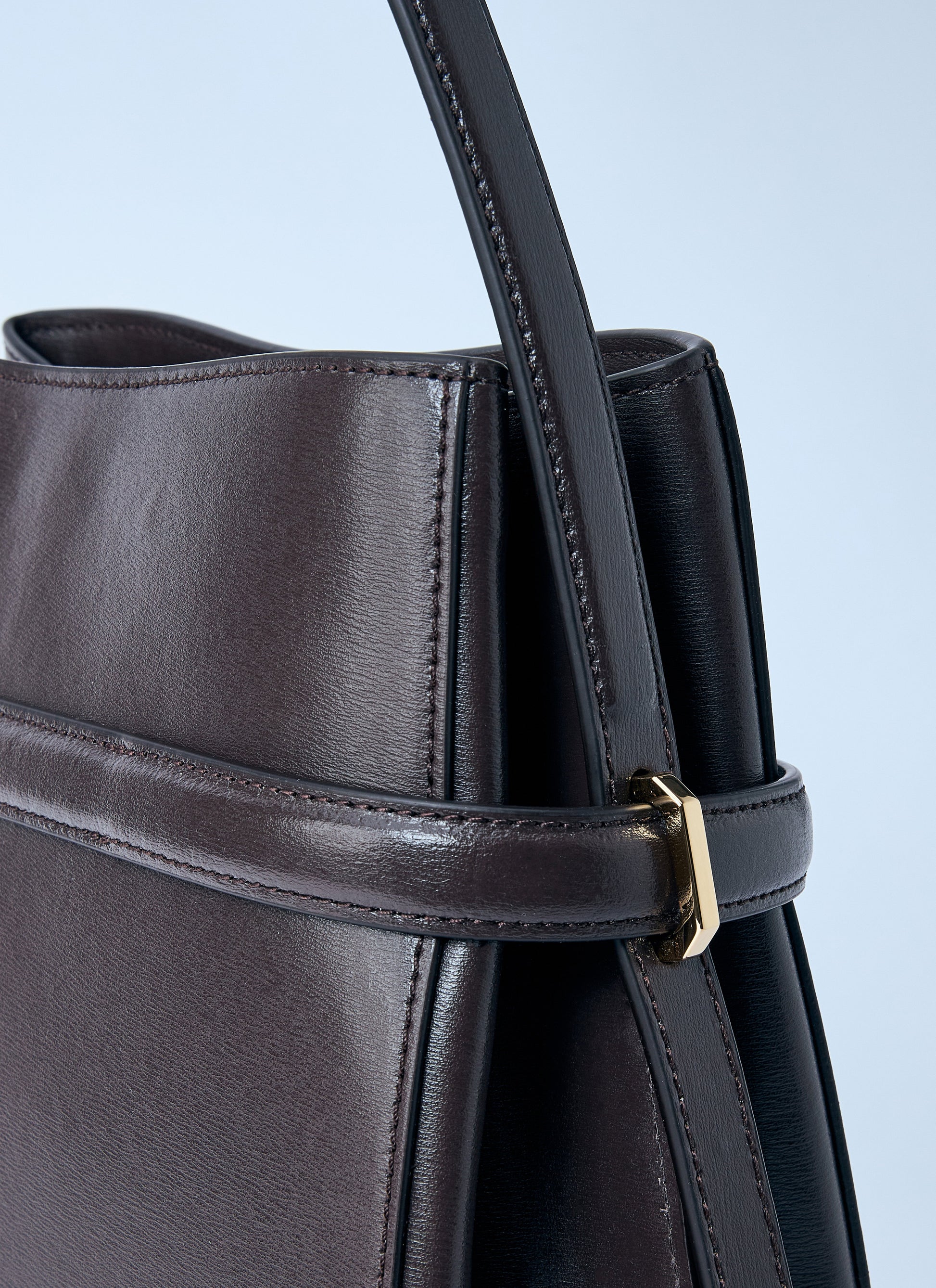 Toteme Women Belted Leather Bucket Bag TOTEME