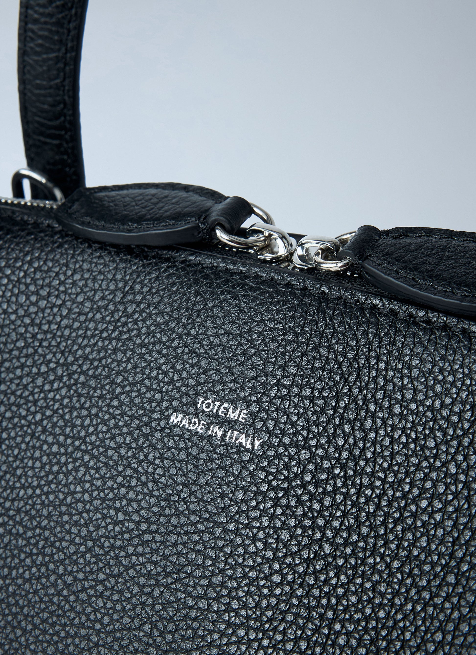 Toteme Women Medium Leather Day Handbag TOTEME