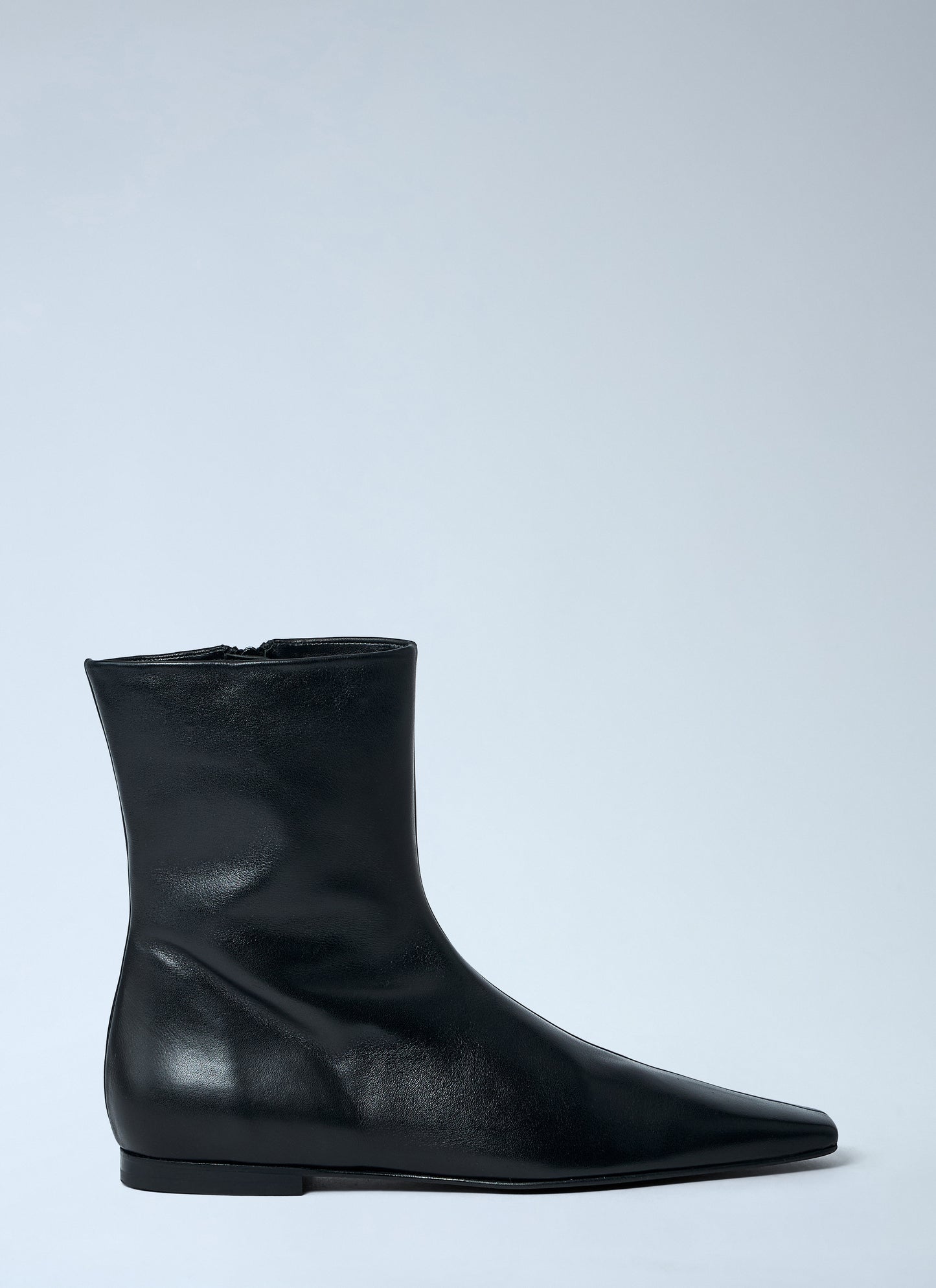 Toteme Women Zipped Leather Chelsea Boots TOTEME