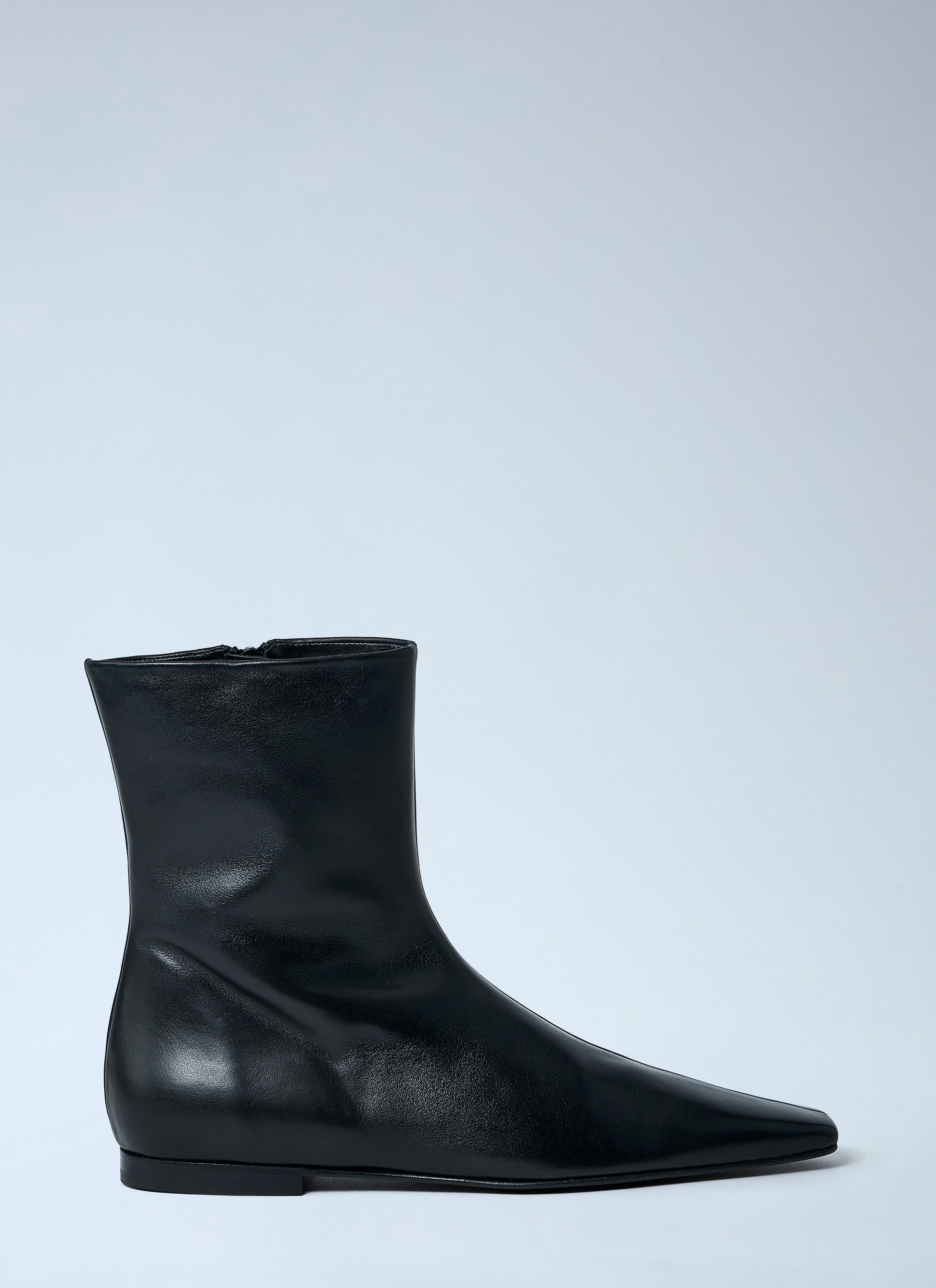 Toteme Women Zipped Leather Chelsea Boots TOTEME
