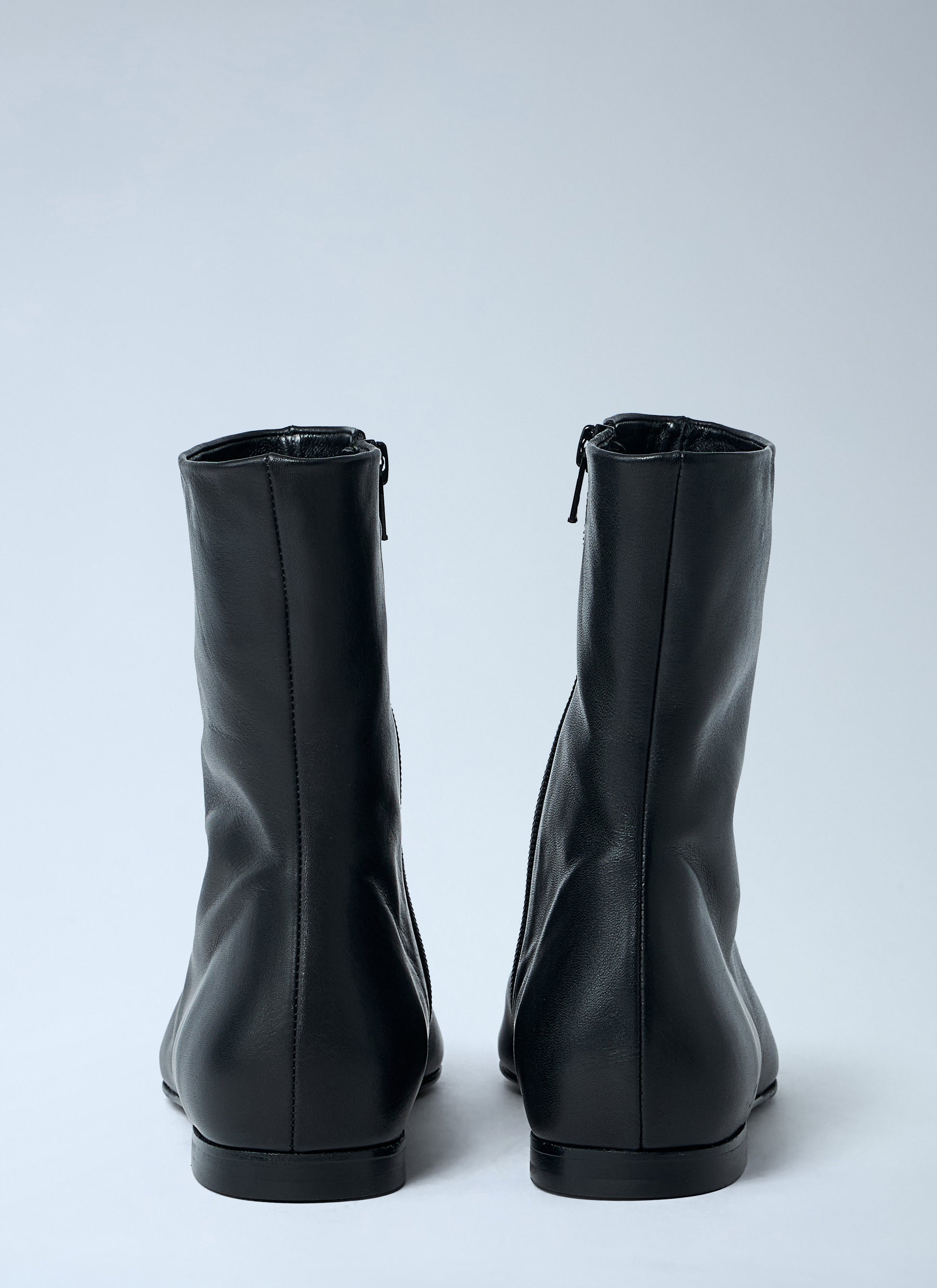 Toteme Women Zipped Leather Chelsea Boots TOTEME