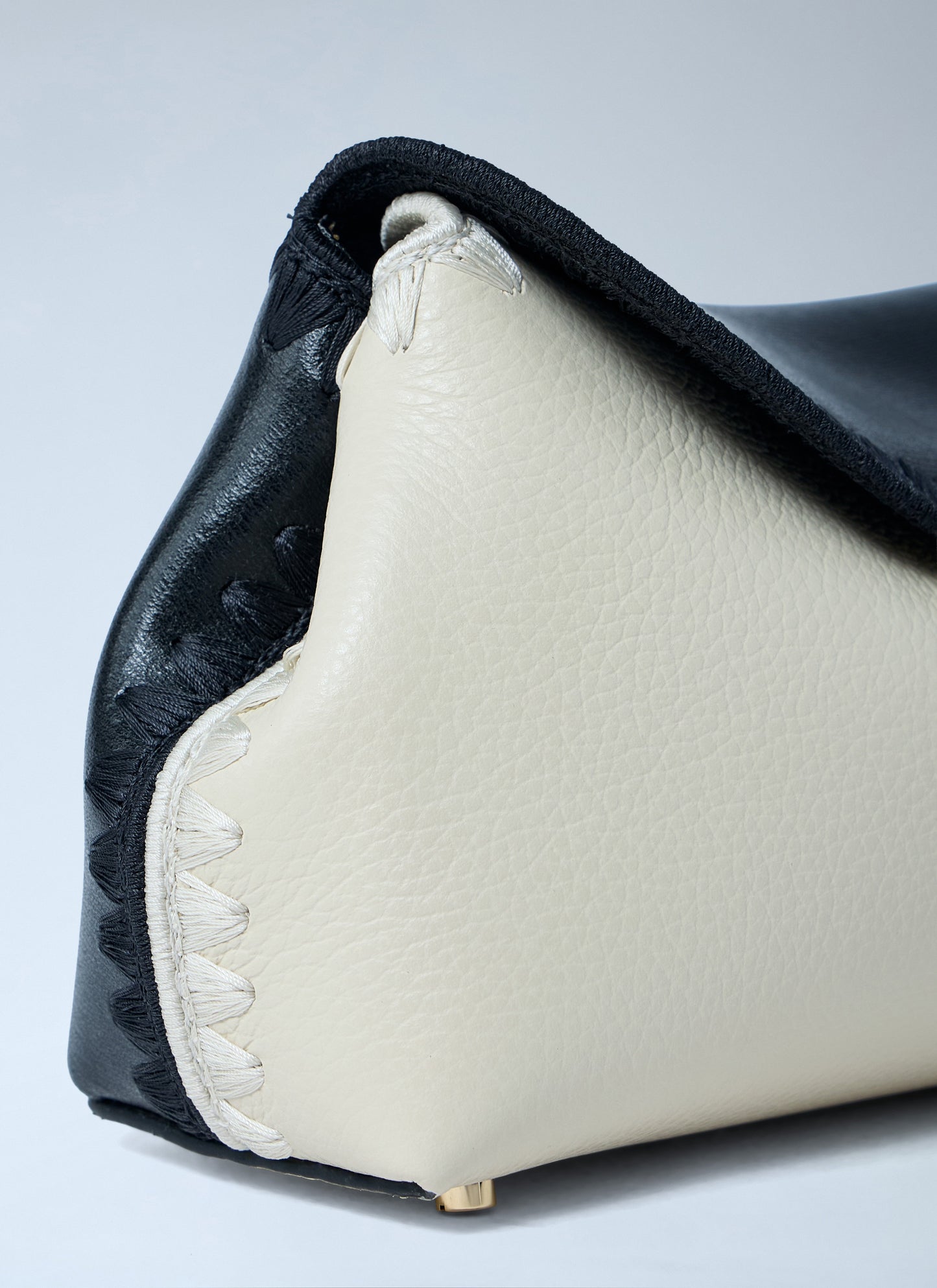 Toteme Women Mini T-Lock Clutch Bag TOTEME