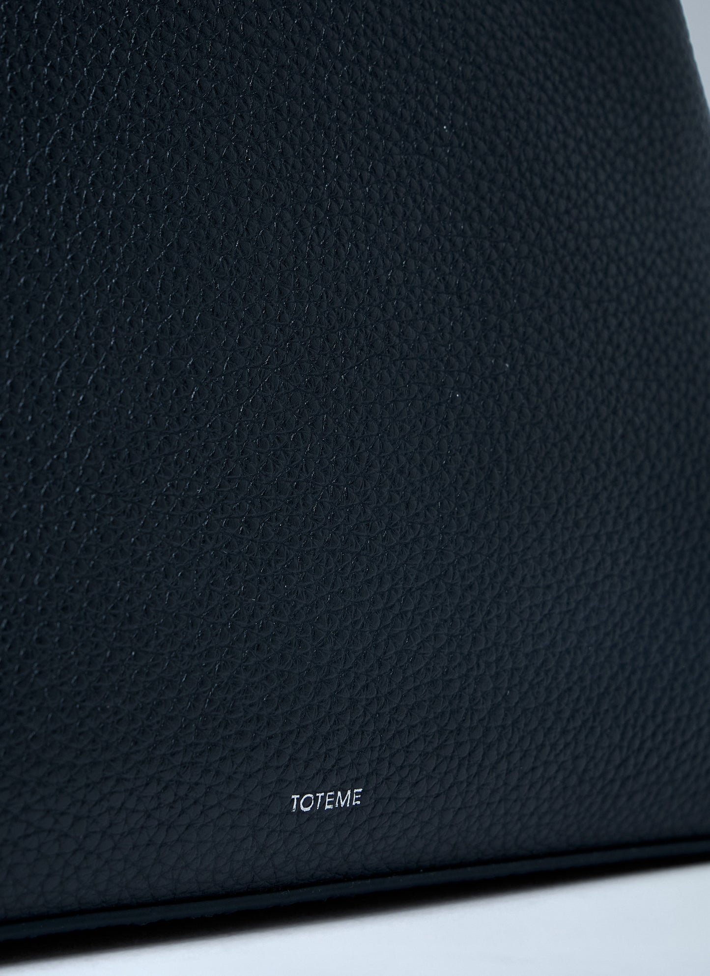 Toteme Women Leather Day Pouch TOTEME