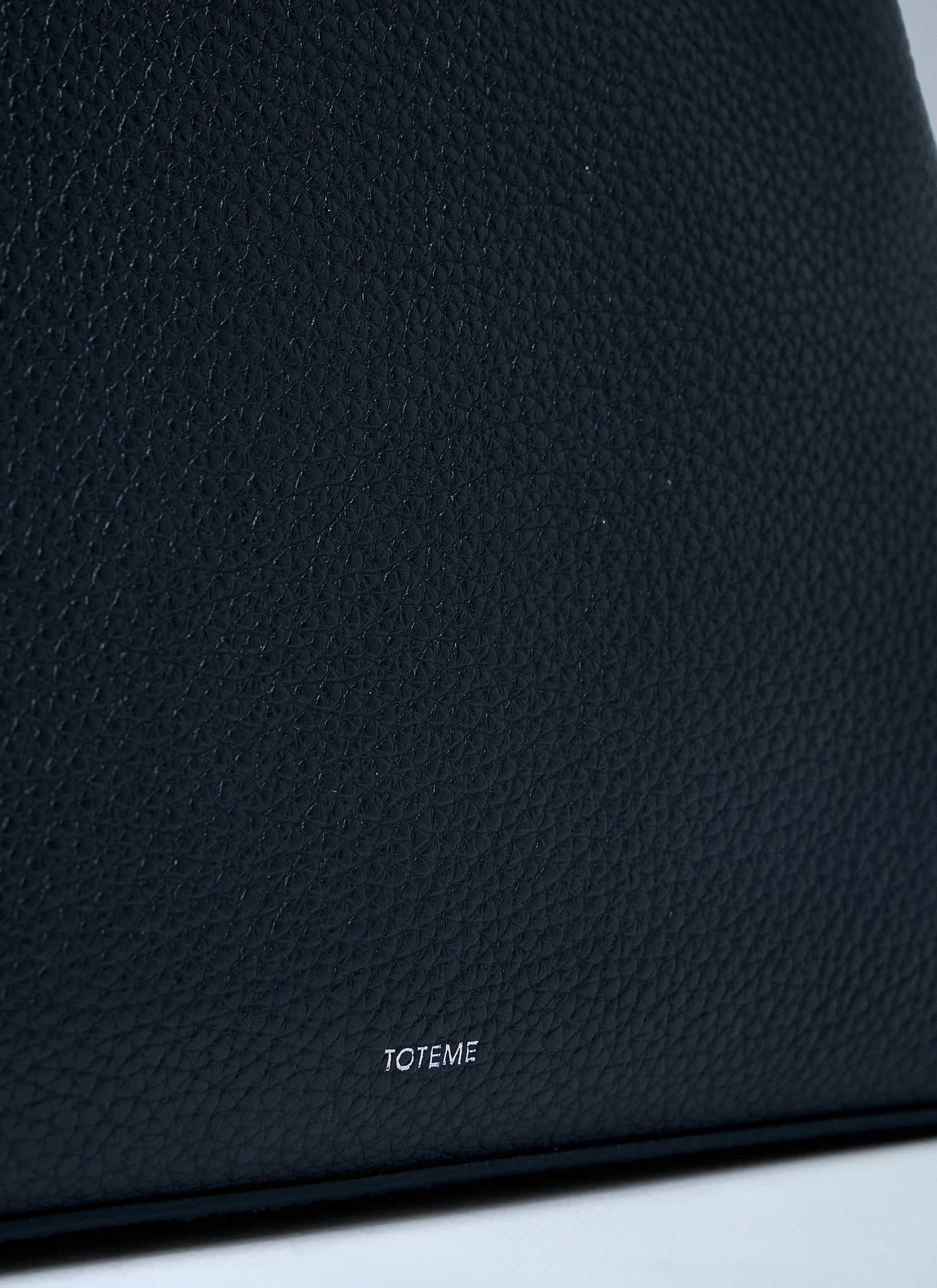 Toteme Women Leather Day Pouch TOTEME