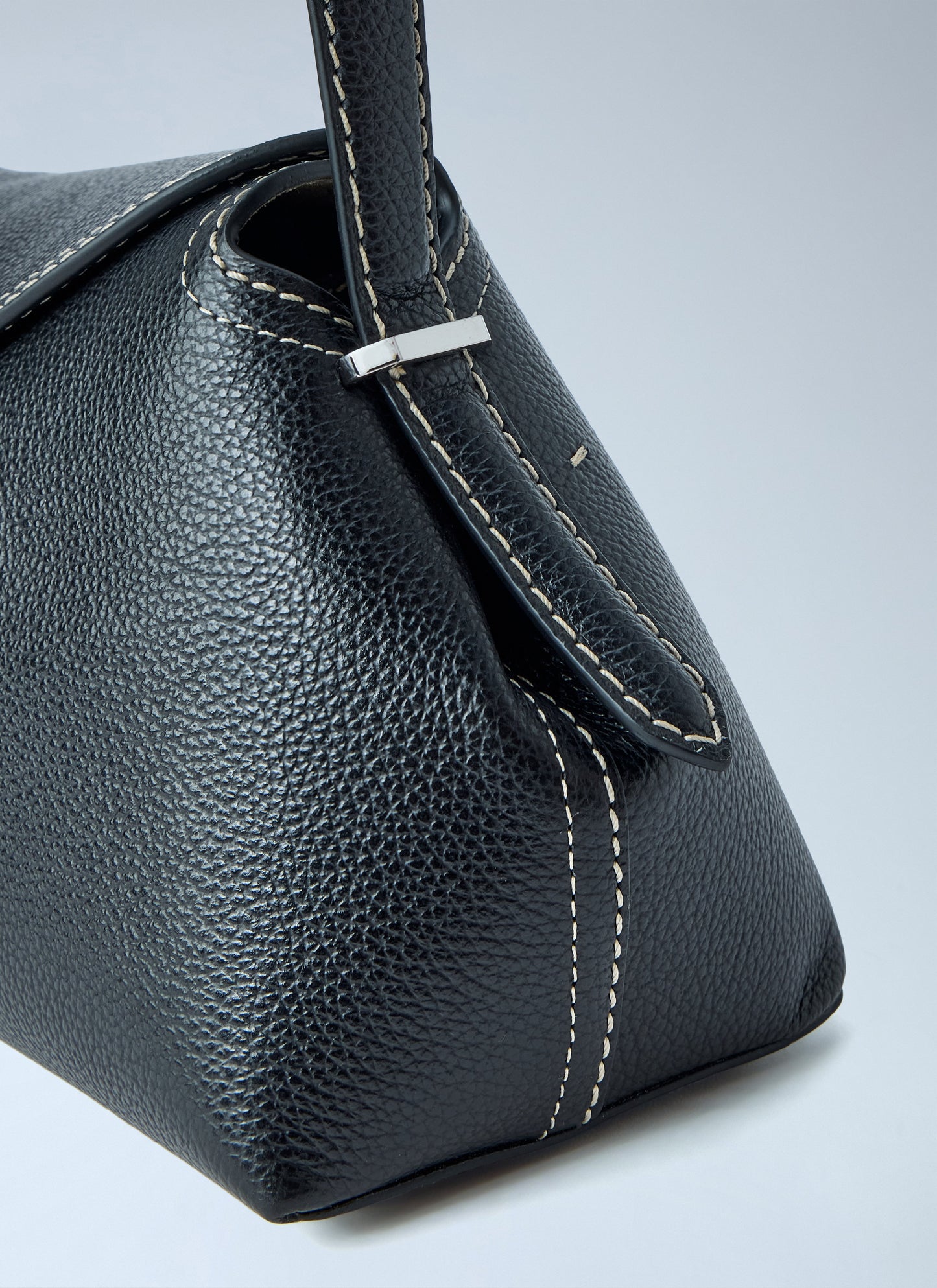 Toteme Women T-Lock Grained-Leather Shoulder Bag
