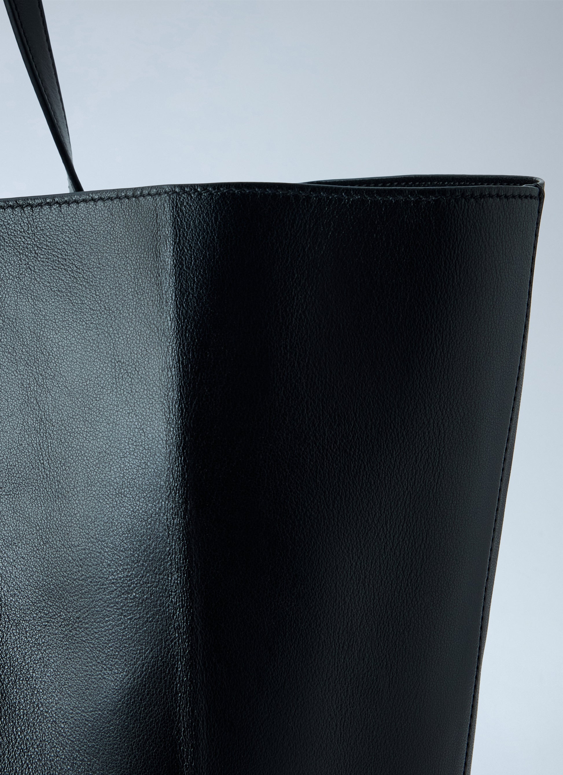 Toteme Women Roam Leather Tote Bag TOTEME