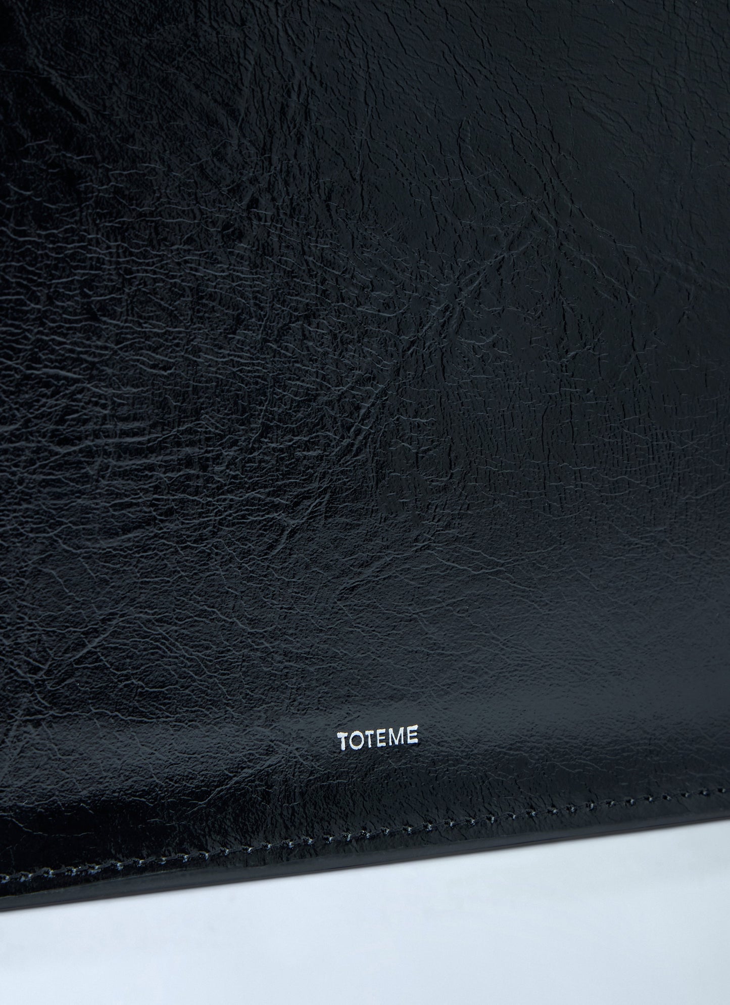 Toteme Women Threefold Naplack Clutch Bag